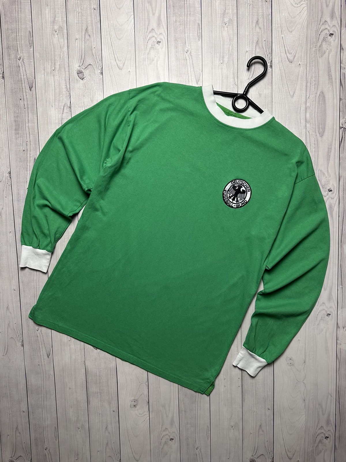 Vintage Vintage Deutschland soccer jersey long sleeve Green size L Size US L / EU 52-54 / 3 - 1 Thumbnail