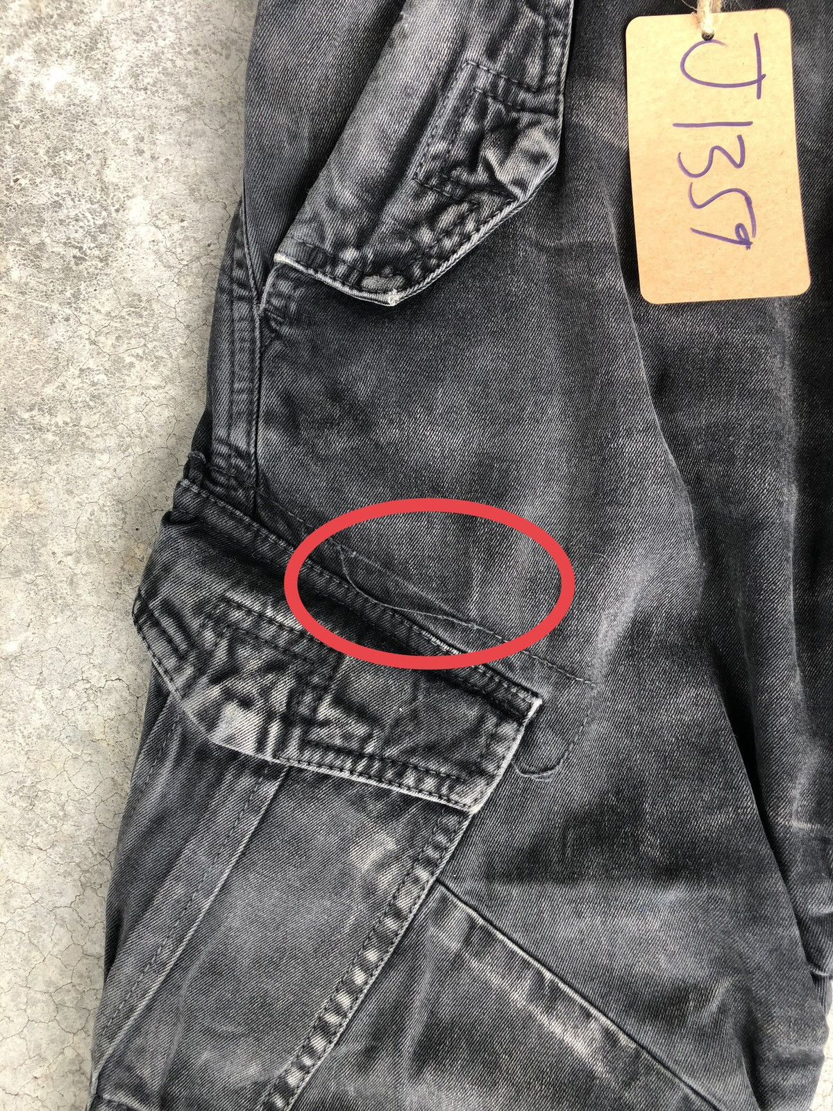 Tornado Mart Tornado Mart Cargo Pants Distressed Size US 31 - 18 Thumbnail