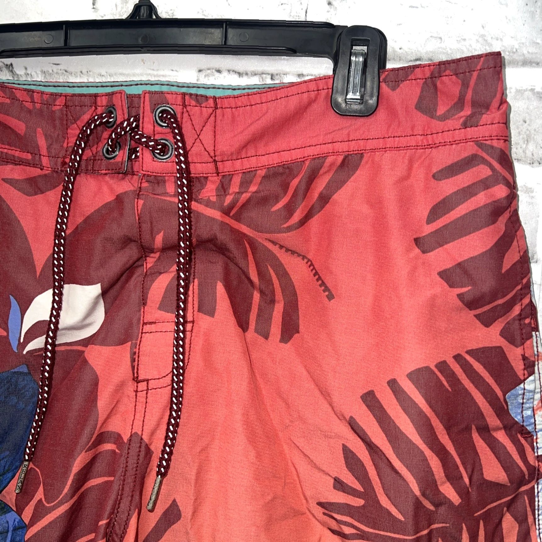 Tommy Bahama Tommy Bahama Relax Swim Trunks Mens Size L 38 Multicolor Trunks Beach Swim Bottoms Size US 33 - 2 Thumbnail