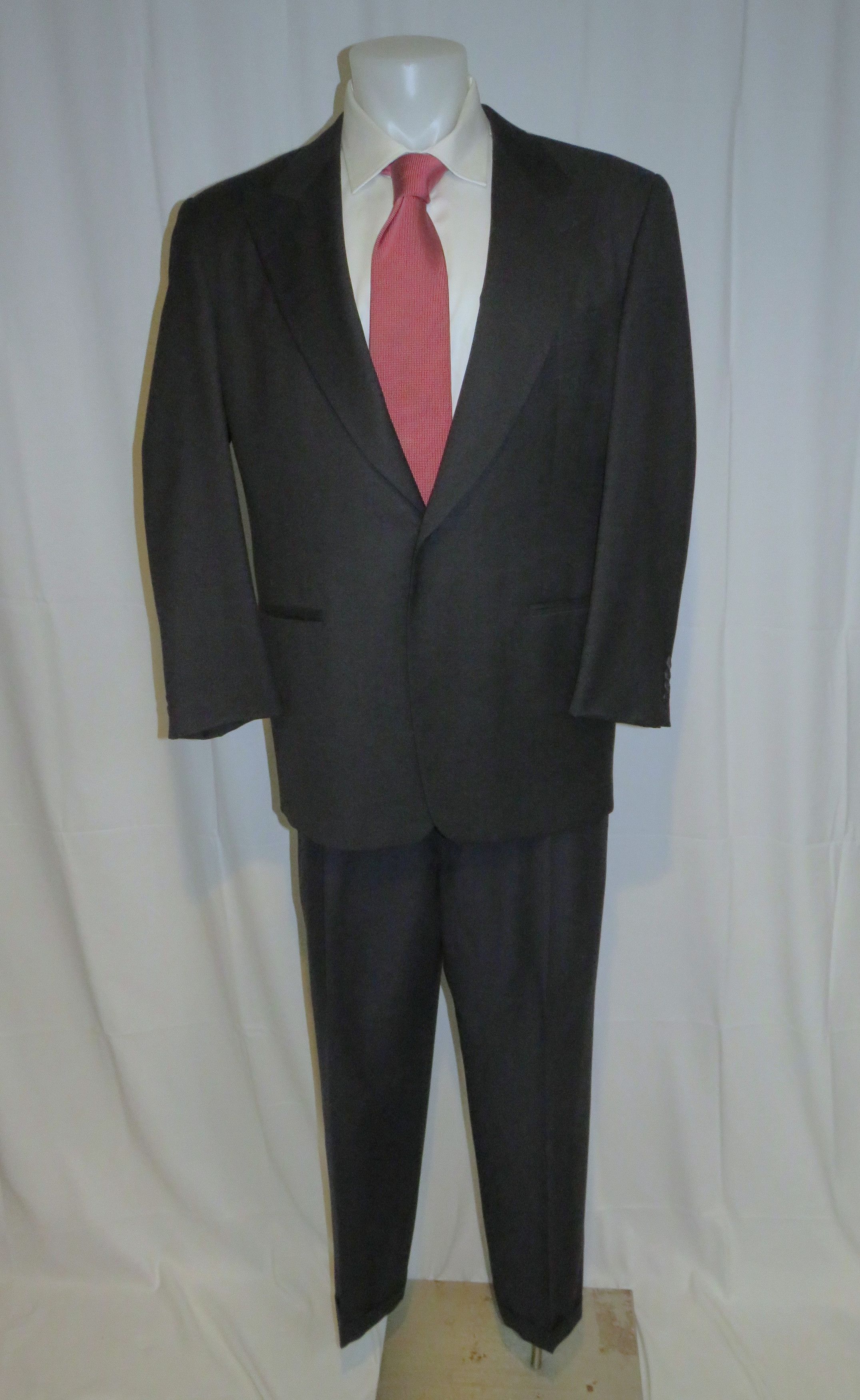 Joseph Abboud Black Label Vintage Peak Lapel One Button Suit 42R Size 42R - 1 Thumbnail