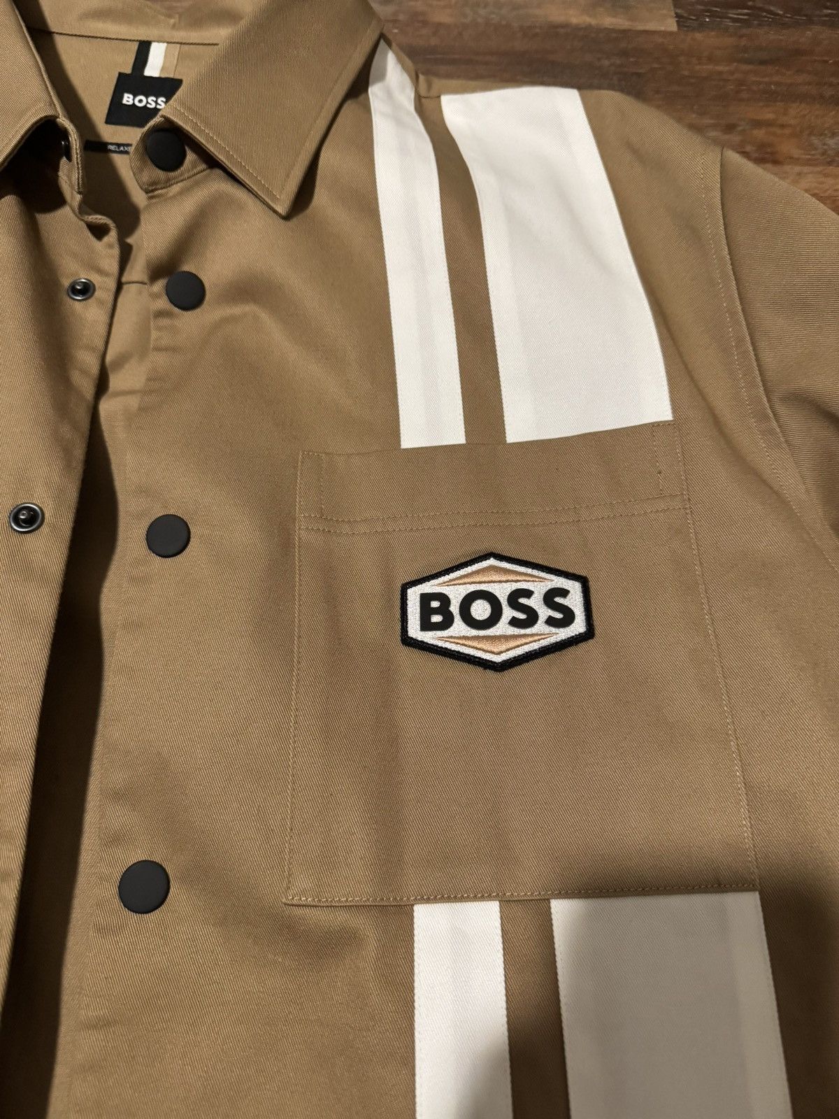 Hugo Boss Hugo Boss tan overshirt jacket Size US XL / EU 56 / 4 - 3 Thumbnail