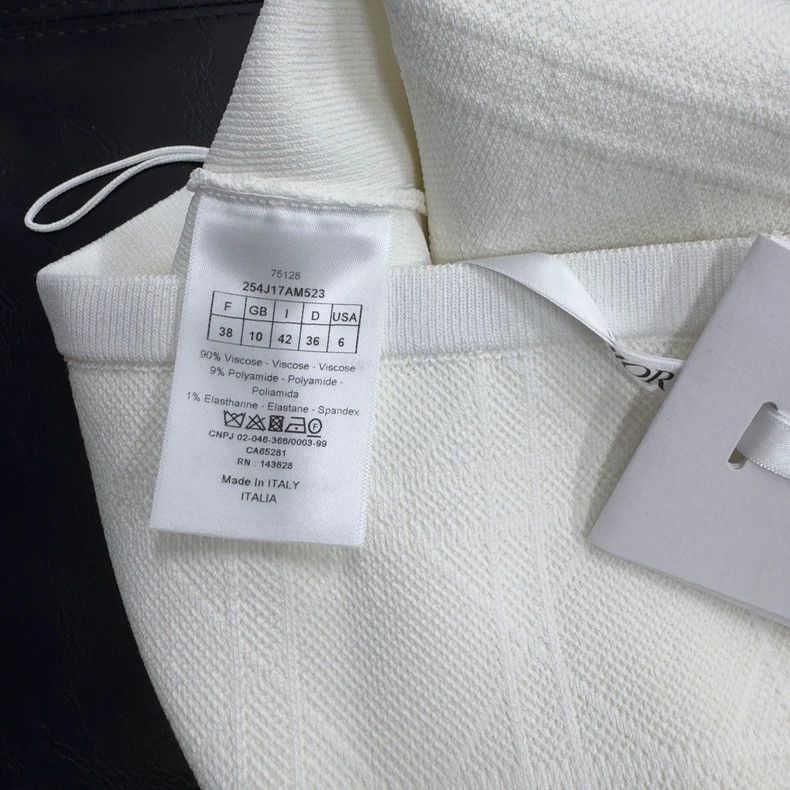 Dior Dior Diamond knitted skirt Size 25" / US 0 / IT 36 - 4 Thumbnail