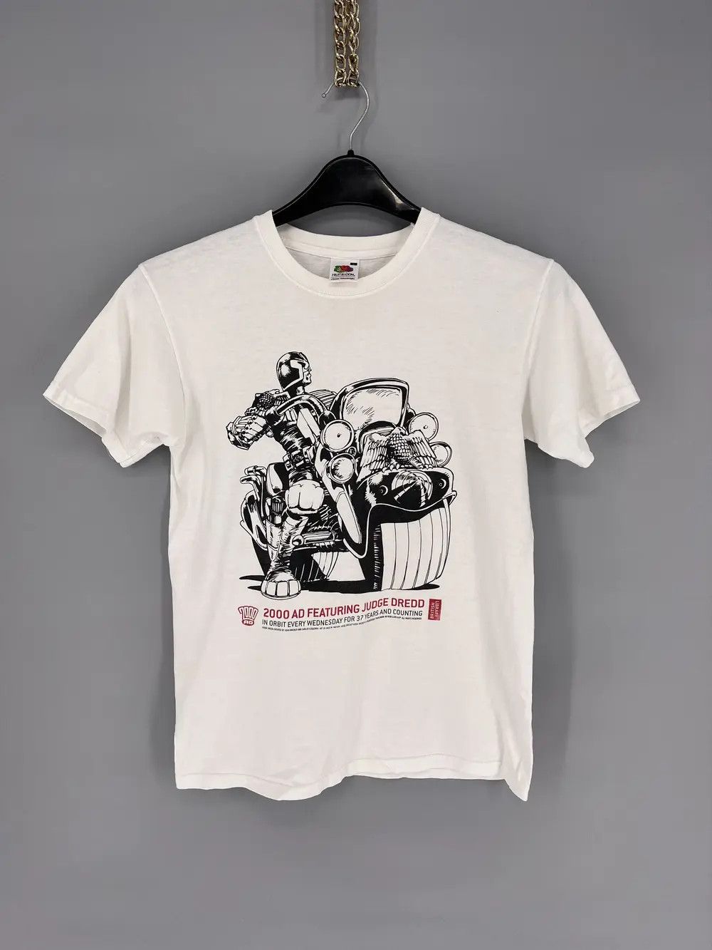 Vintage Vintage Judge Dredd Rogue Trooper 2000 AD T Shirt Size US S / EU 44-46 / 1 - 1 Thumbnail