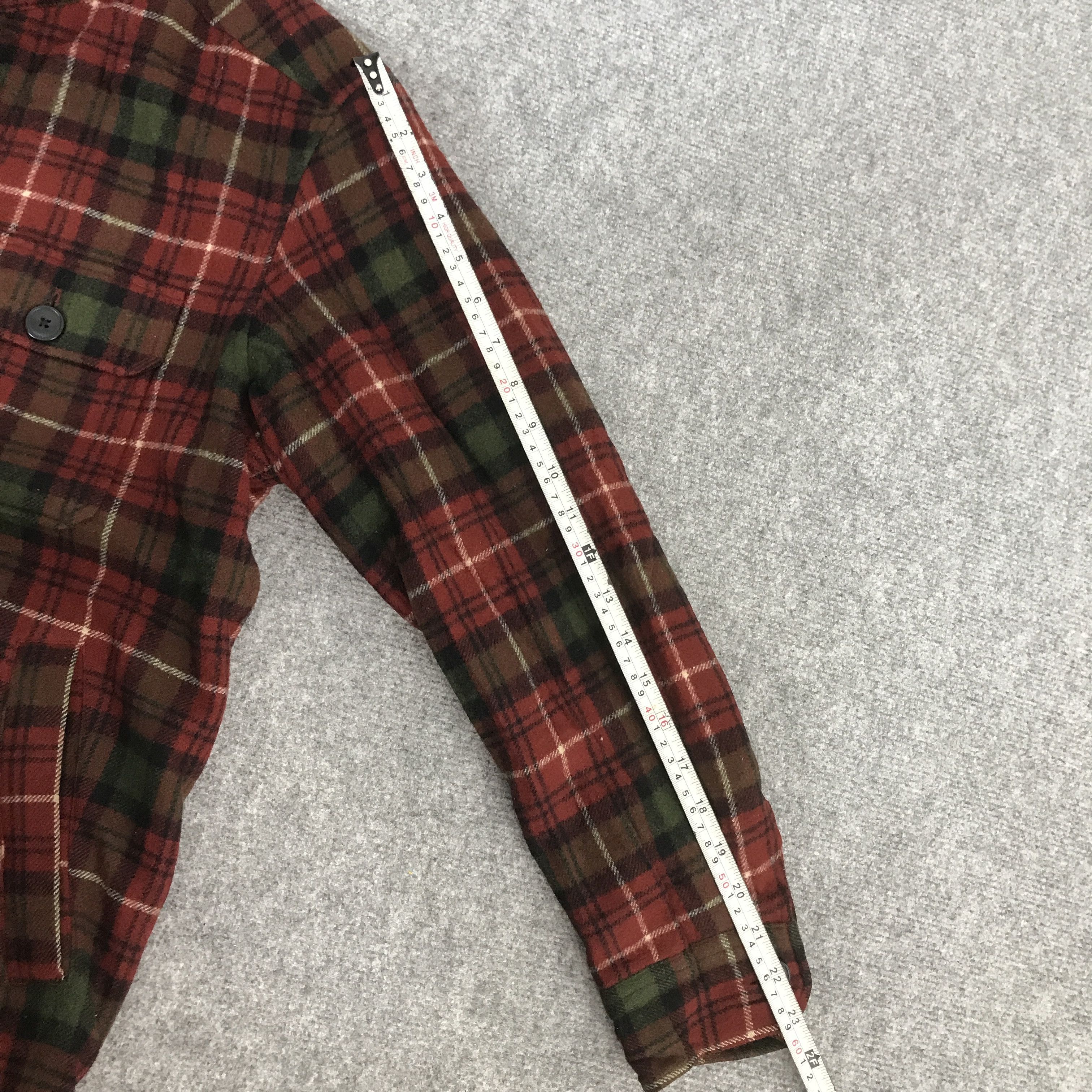 Uniqlo vintage uniqlo tartan button jacket Size US M / EU 48-50 / 2 - 6 Thumbnail