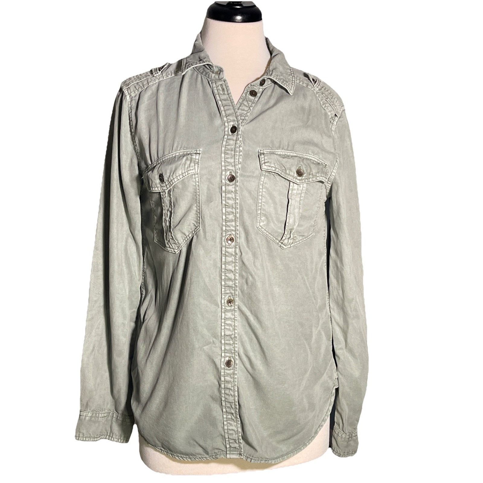 American Eagle Outfitters American eagle Women's S Olive Green Twill Shirt Slim Fit Size S / US 4 / IT 40 - 1 Thumbnail