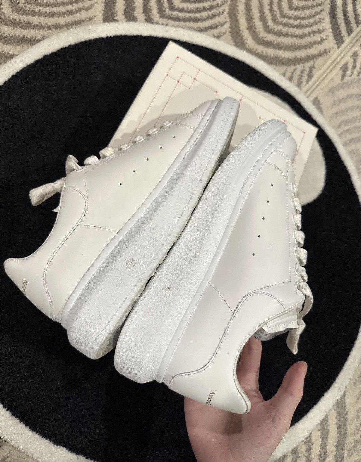 Alexander McQueen Alexander McQueen Sneakers Size US 10.5 / EU 43-44 - 8 Thumbnail