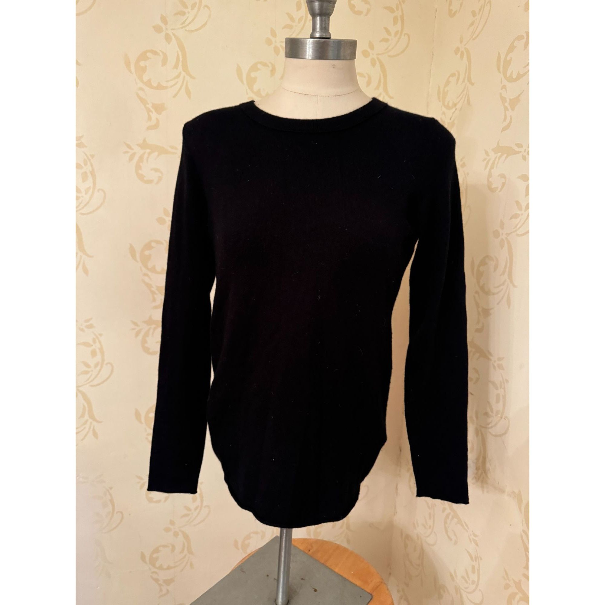 J.Crew J.Crew 100% Cashmere Black Sweater Ladies Small Size S / US 4 / IT 40 - 1 Thumbnail