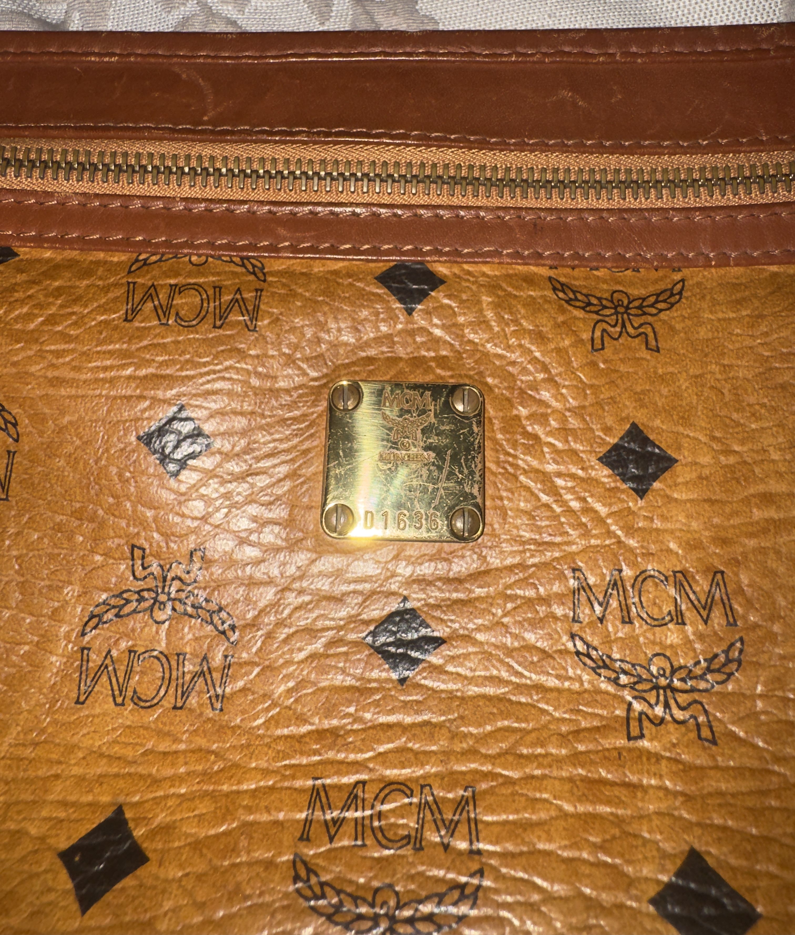 MCM Authentic MCM vintage leather visetos clutch Size ONE SIZE - 9 Thumbnail