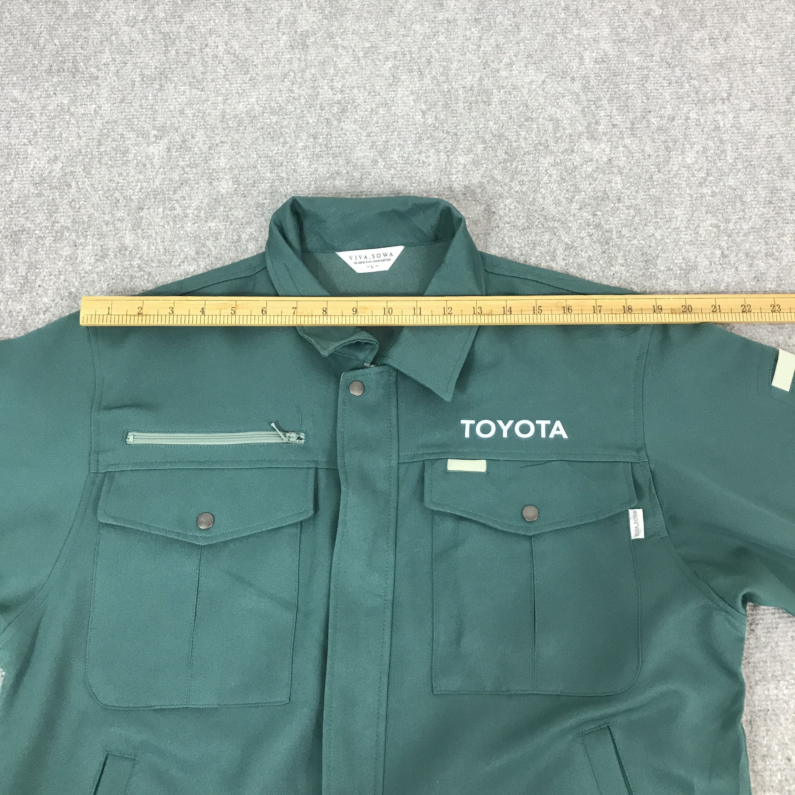 Sports Specialties TOYOTA RACING GREEN MOTORSPORT JACKET Size US L / EU 52-54 / 3 - 6 Thumbnail