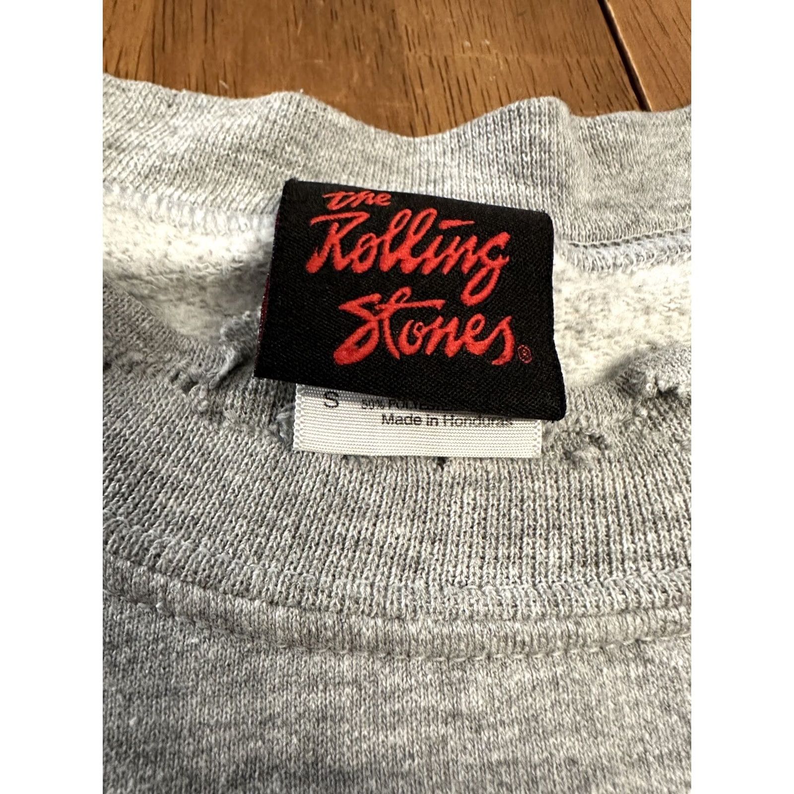 Vintage The Rolling Stones Crewneck Sweatshirt Small Distressed Frayed Gray Womens Size S / US 4 / IT 40 - 3 Thumbnail