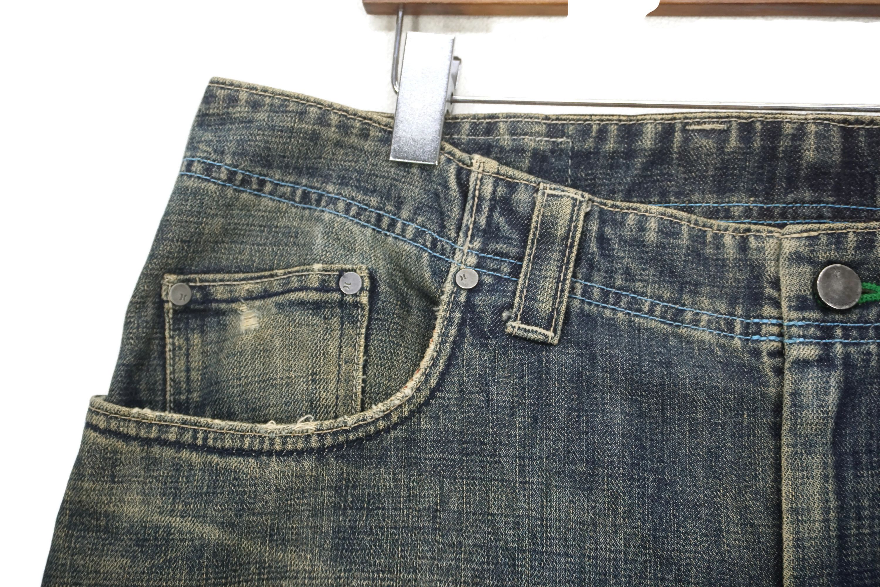 Hurley Baggy Jeans fits W38 L32.5 Y2K Hip Hop Skateboards Denim Size US 36 / EU 52 - 4 Thumbnail