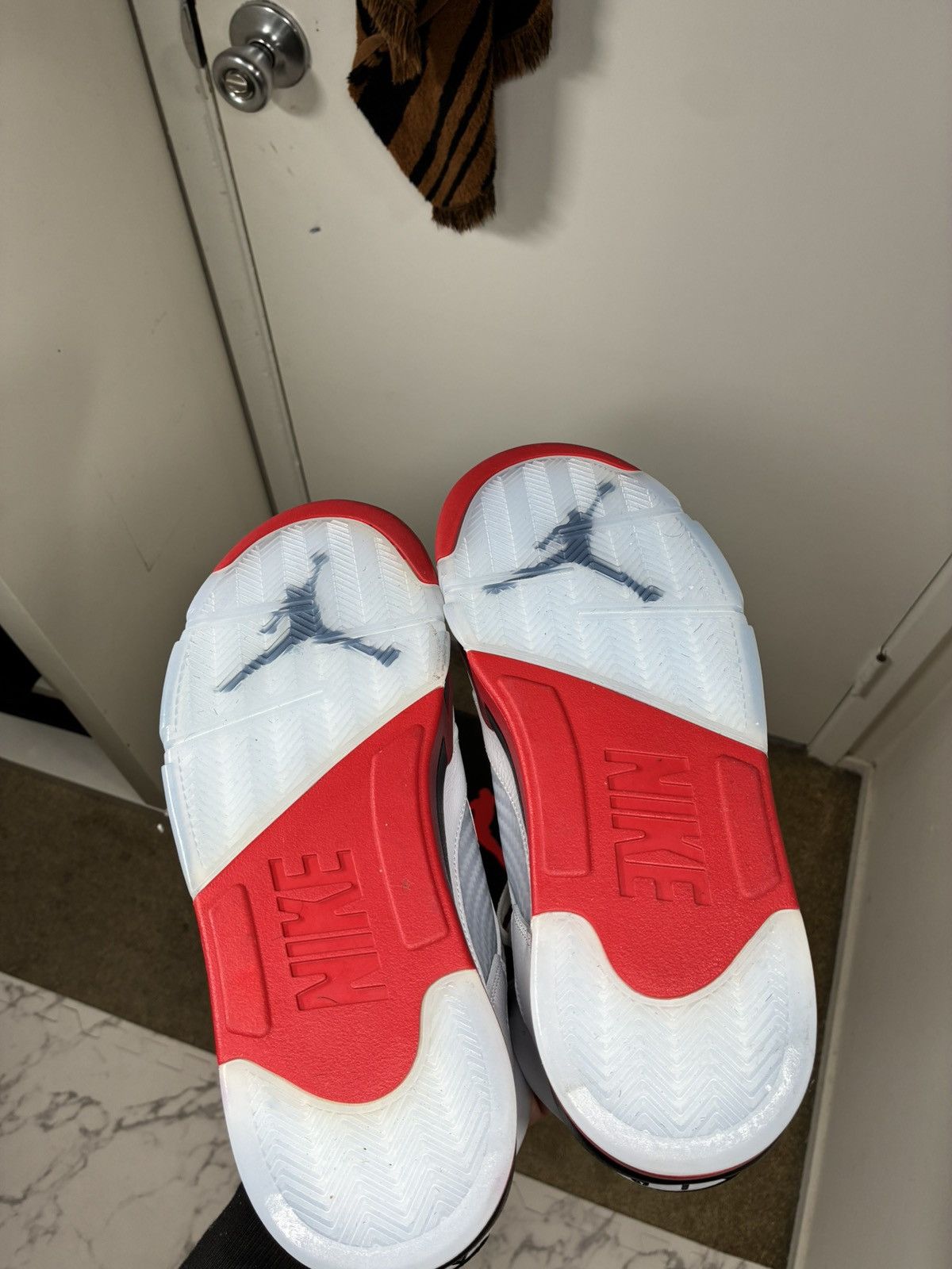 Jordan Brand Jordan retro 5 fire red 2025 size 11 Size US 11 / EU 44 - 5 Thumbnail