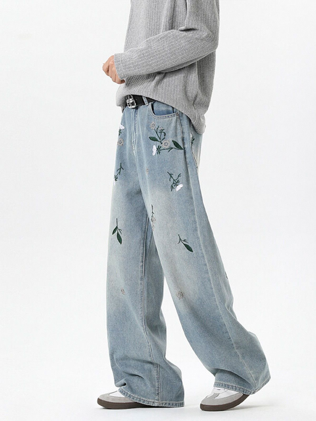 Vintage Men's Loose-Fit Wide-Leg Embroidered Jeans Size US 32 / EU 48 - 4 Thumbnail