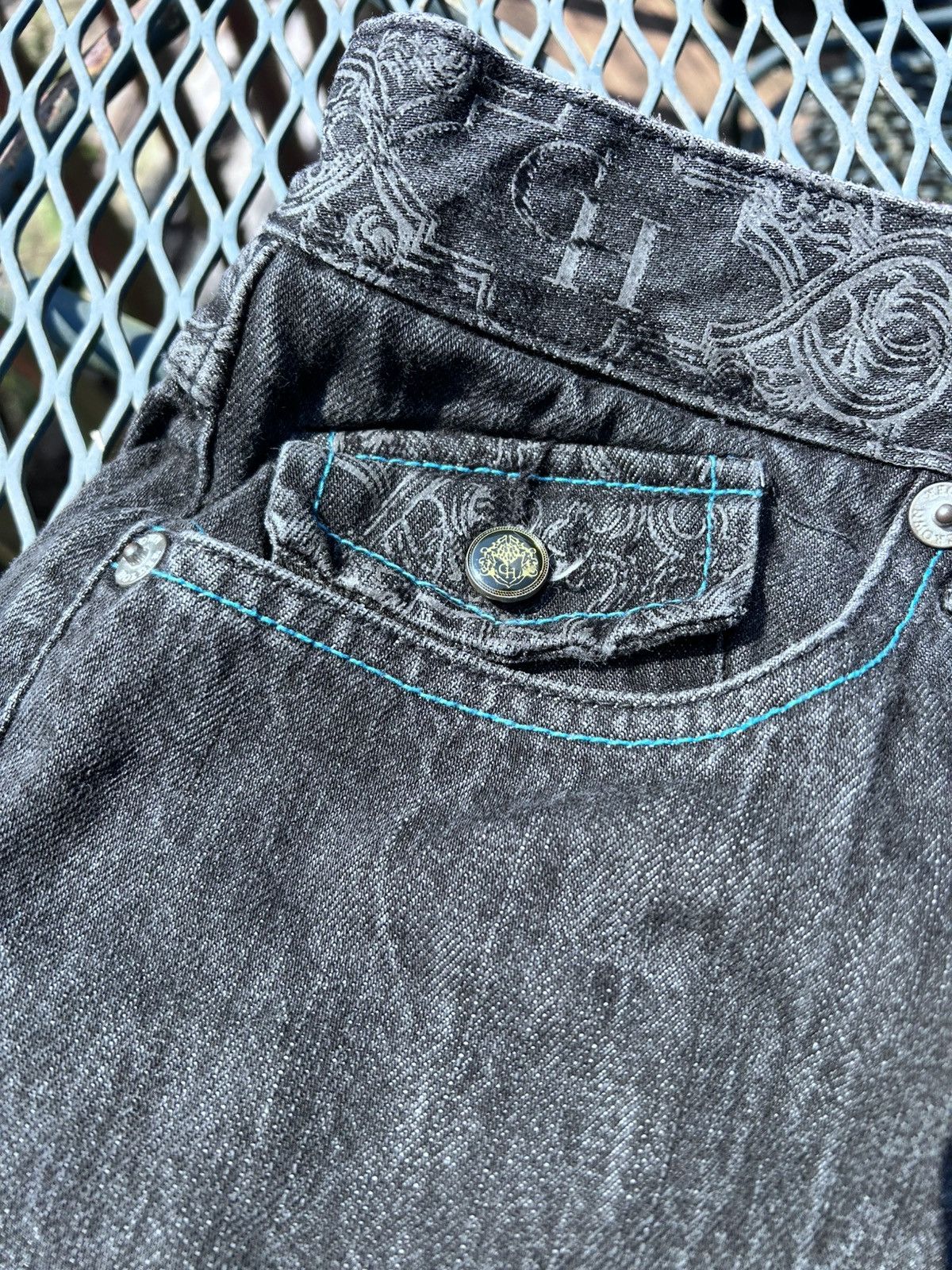 Other CRAZY RARE Y2K CROWN HOLDER JORTS PREMIUM METAL HARDWARE Size US 42 / EU 58 - 8 Thumbnail