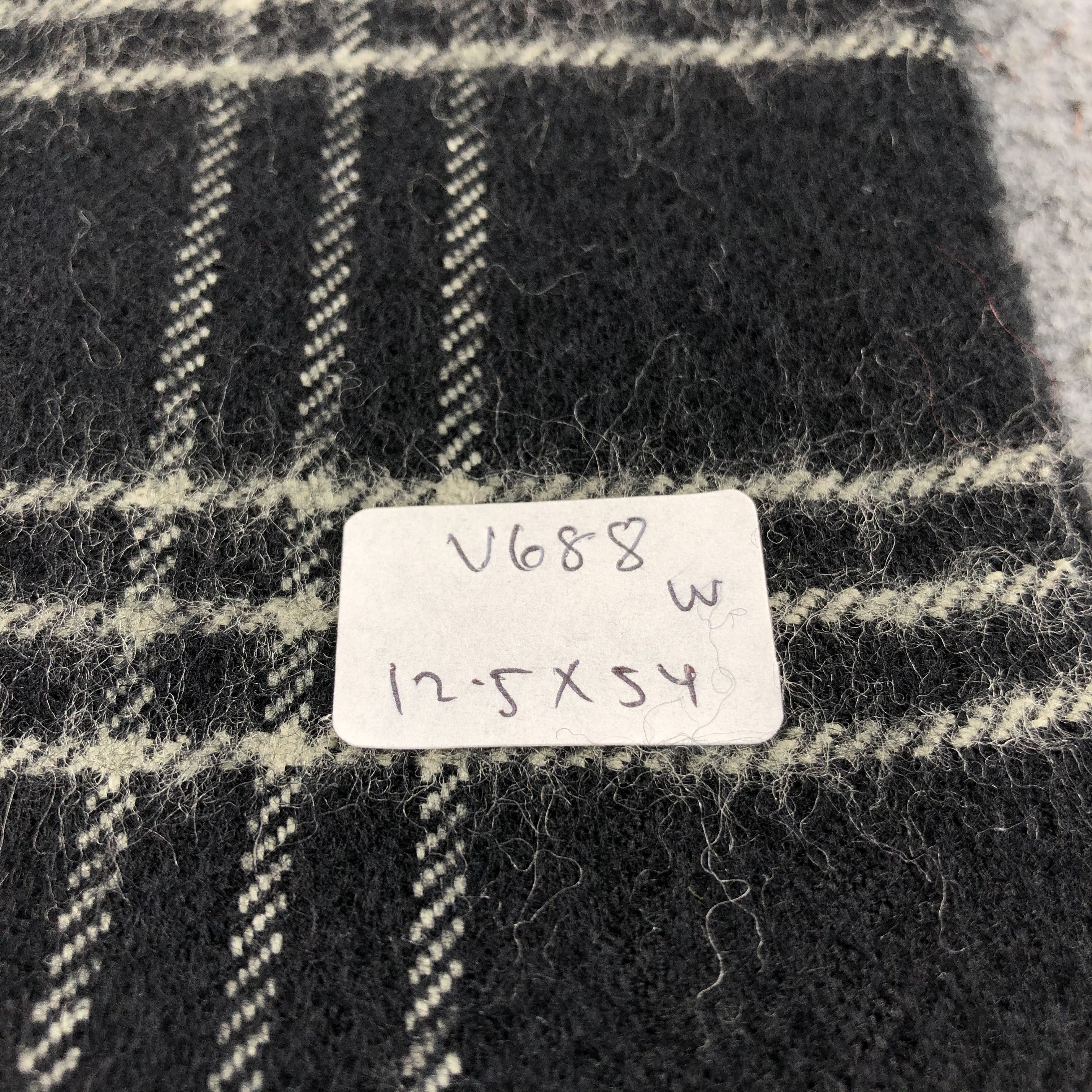 Mercedes-Benz Mercedes-Benz Tartan Wool Scarf Muffler V688 Size ONE SIZE - 5 Thumbnail