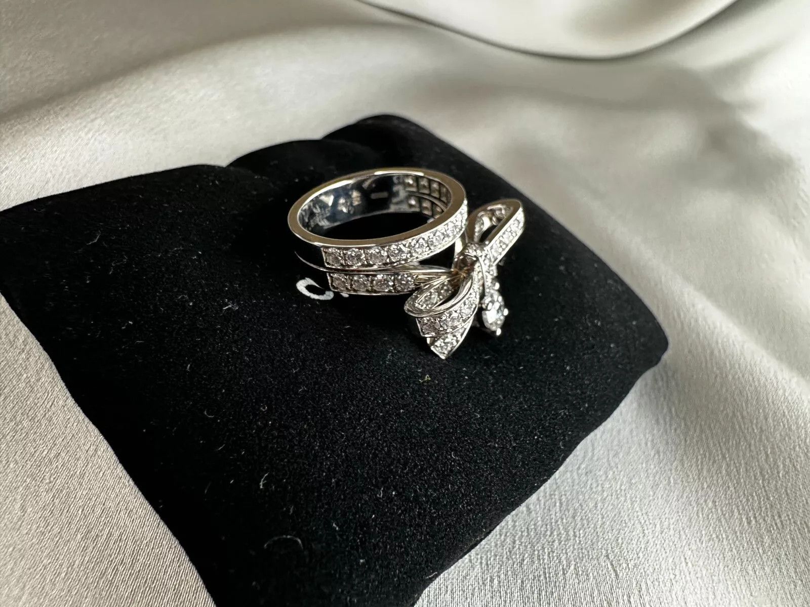 Chanel Chanel 18k Wht Gold 1.05 ct Diamond Ruban Ring, GIA, Sz 5.25 Size ONE SIZE - 7 Thumbnail
