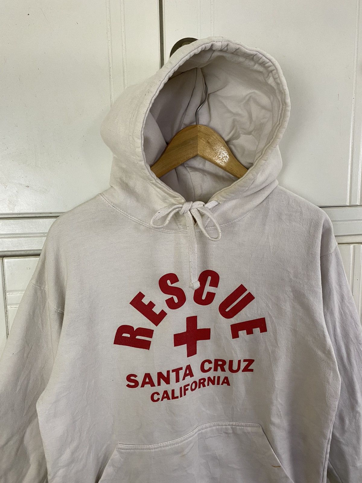 Santa Cruz Skateboards × Vintage Vintage Rescue Santa Cruz Size US M / EU 48-50 / 2 - 2 Thumbnail