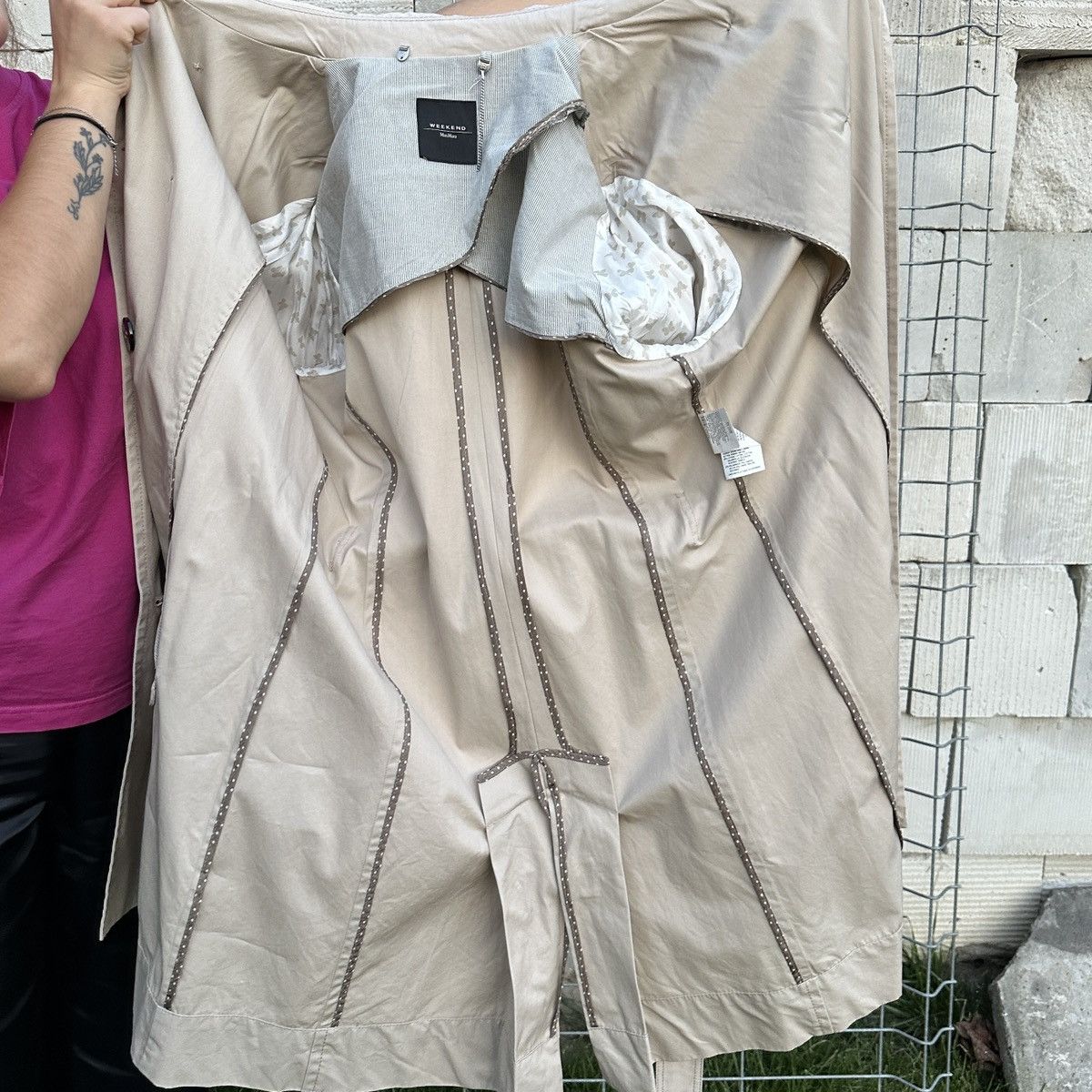 Weekend Max Mara Weekend Max Mara Coat Trench Beige Size L / US 10 / IT 46 - 19 Thumbnail