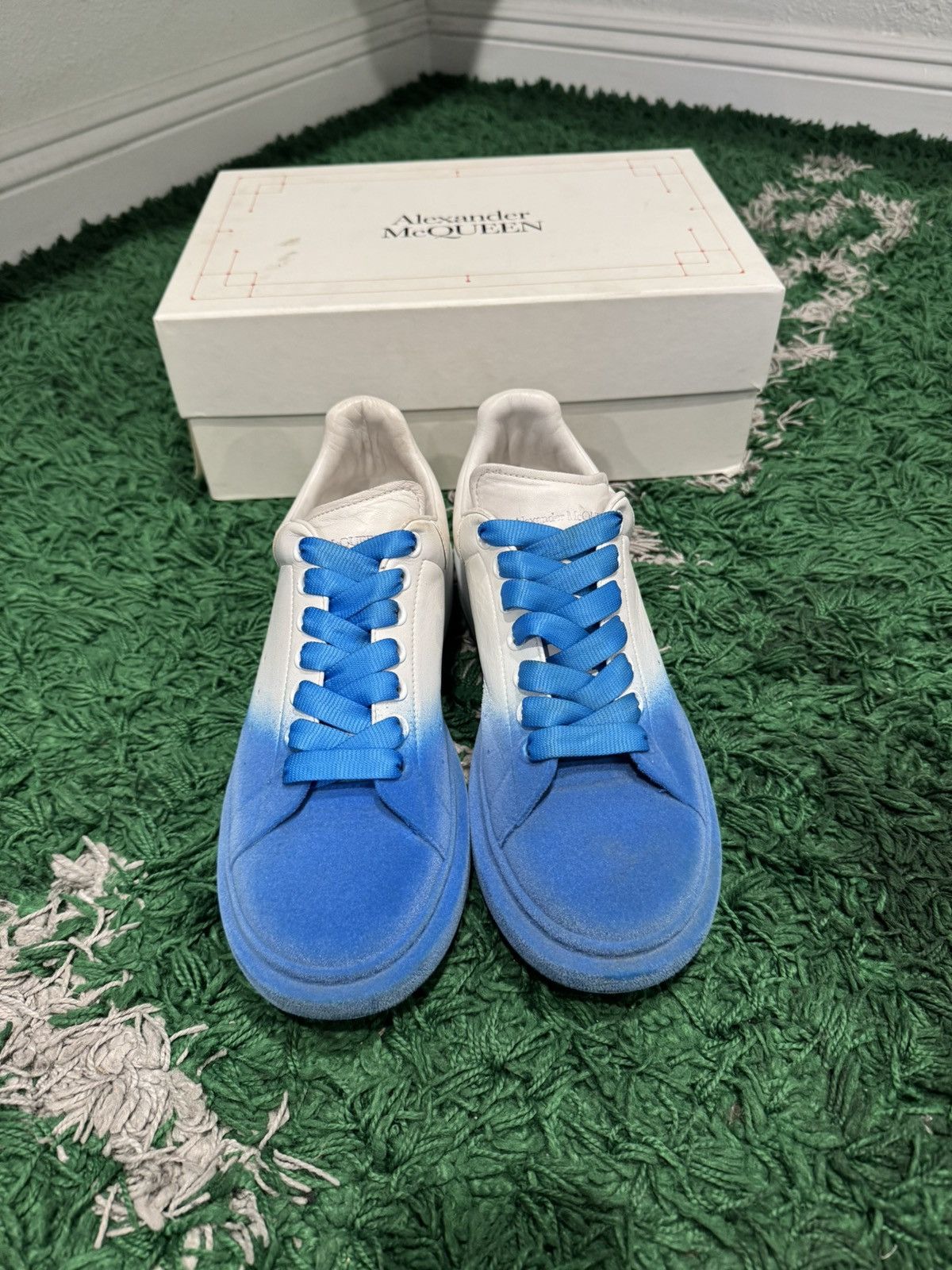 Alexander McQueen Alexander McQueen Oversized Sneakers Size US 10 / EU 43 - 2 Thumbnail