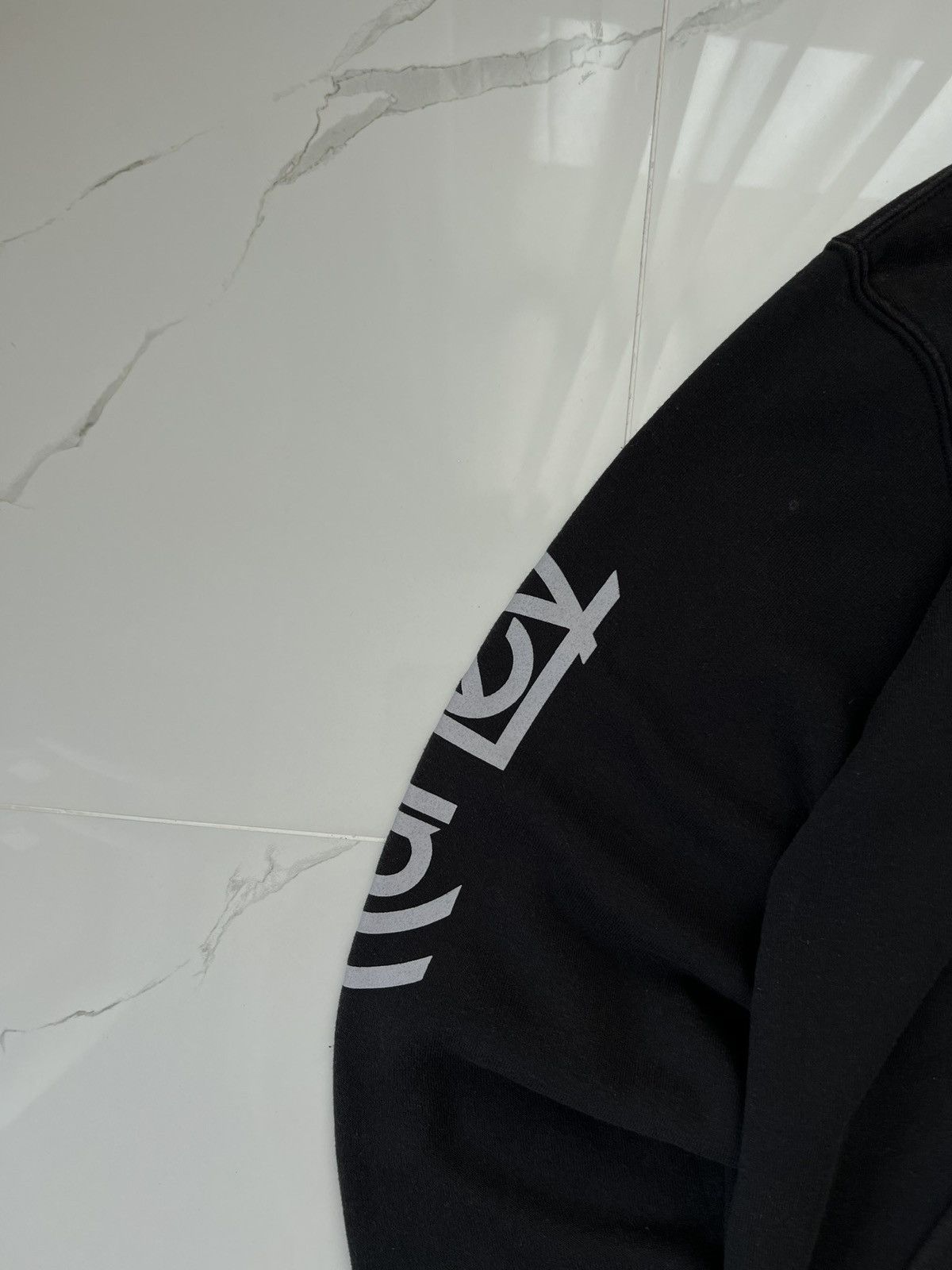 Carhartt 00’s CARHARTT x HURLEY SUNFADED DISTRESSED HOODIE Y2K Size US S / EU 44-46 / 1 - 4 Thumbnail