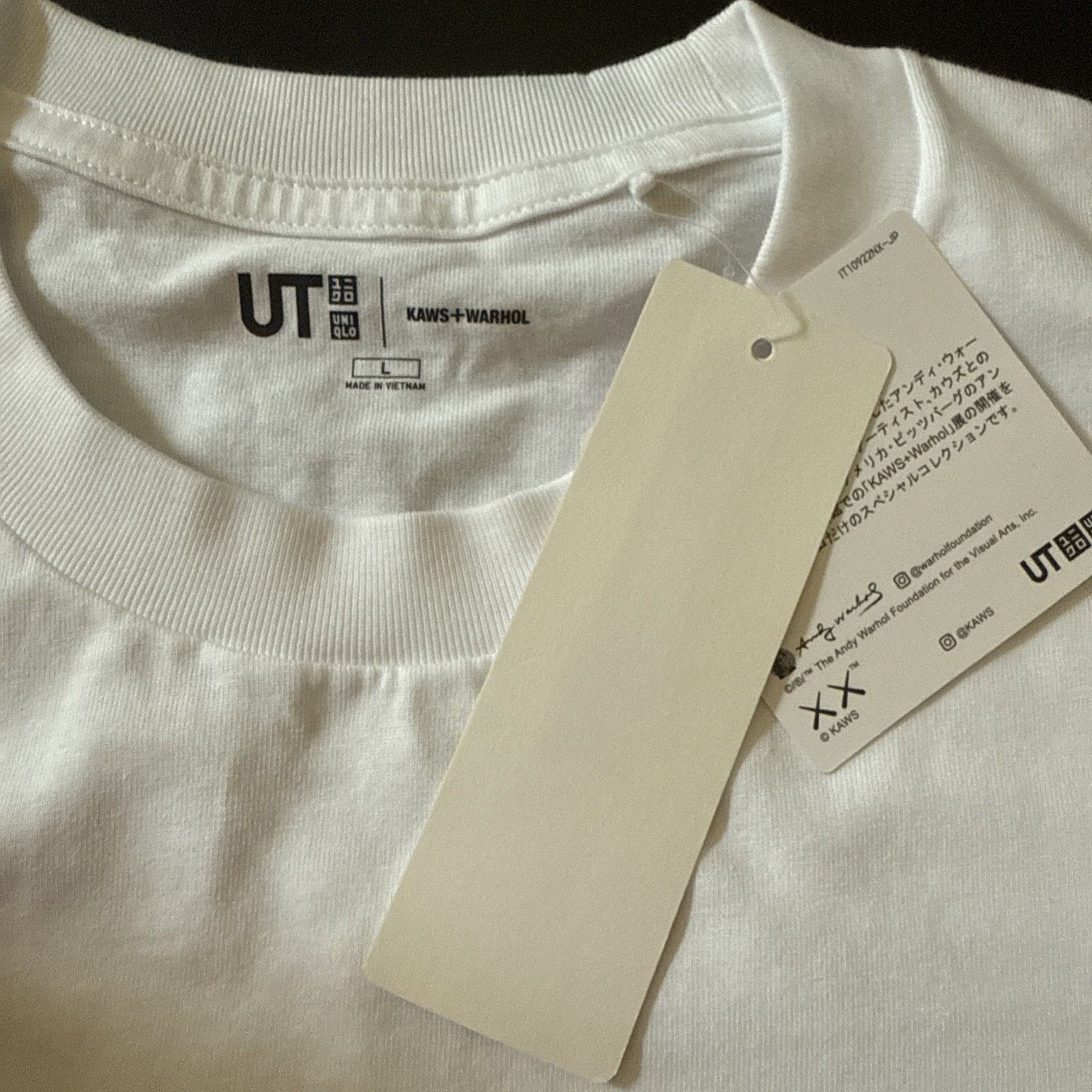 Kaws KAWS x Uniqlo UT Graphic T-shirt Lg Andy Warhol Collab RARE Size US L / EU 52-54 / 3 - 3 Thumbnail