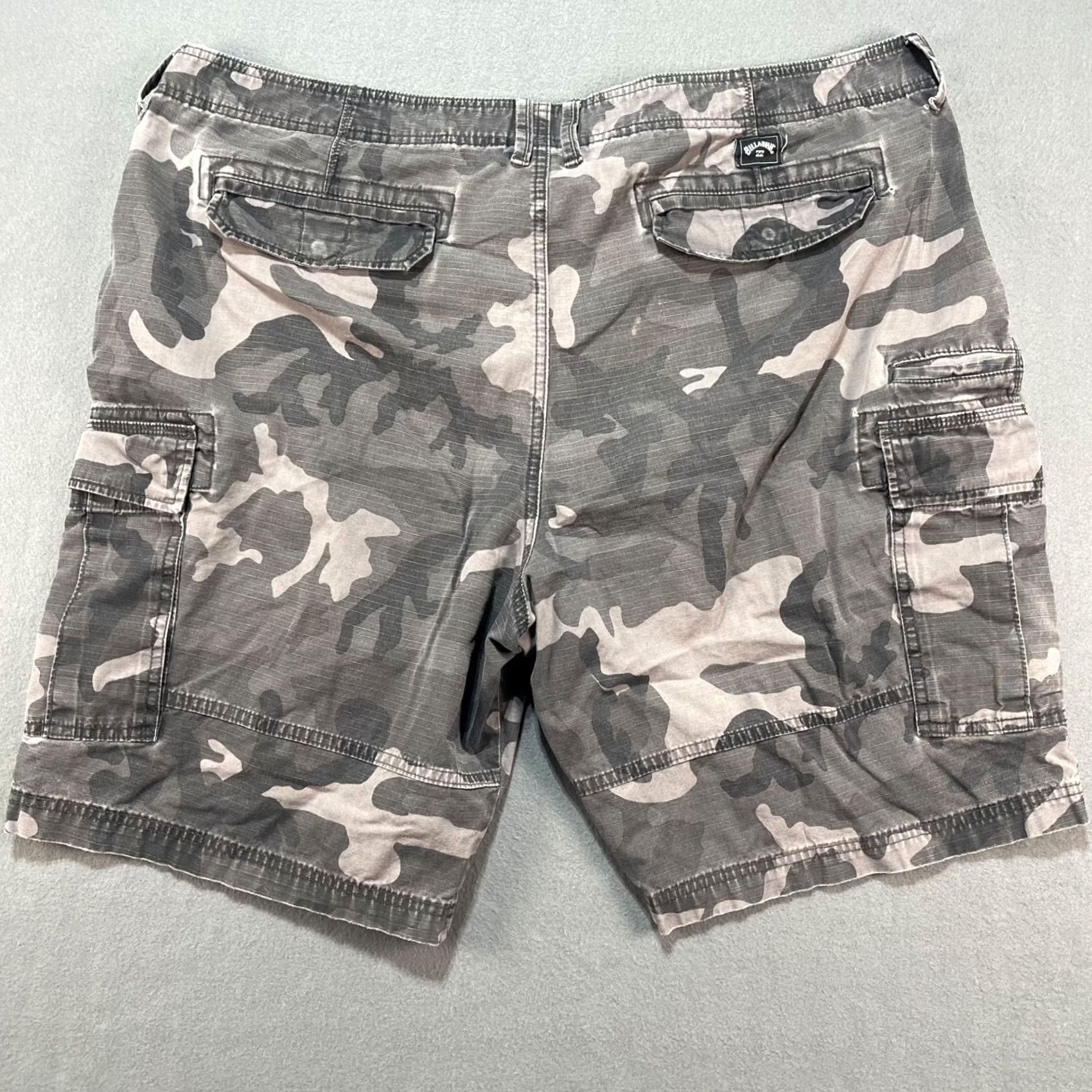 Billabong VINTAGE Billabong Cargo Black Camo Shorts Mens 42 Y2K Surfer Skater Grunge VTG Size US 42 / EU 58 - 5 Thumbnail