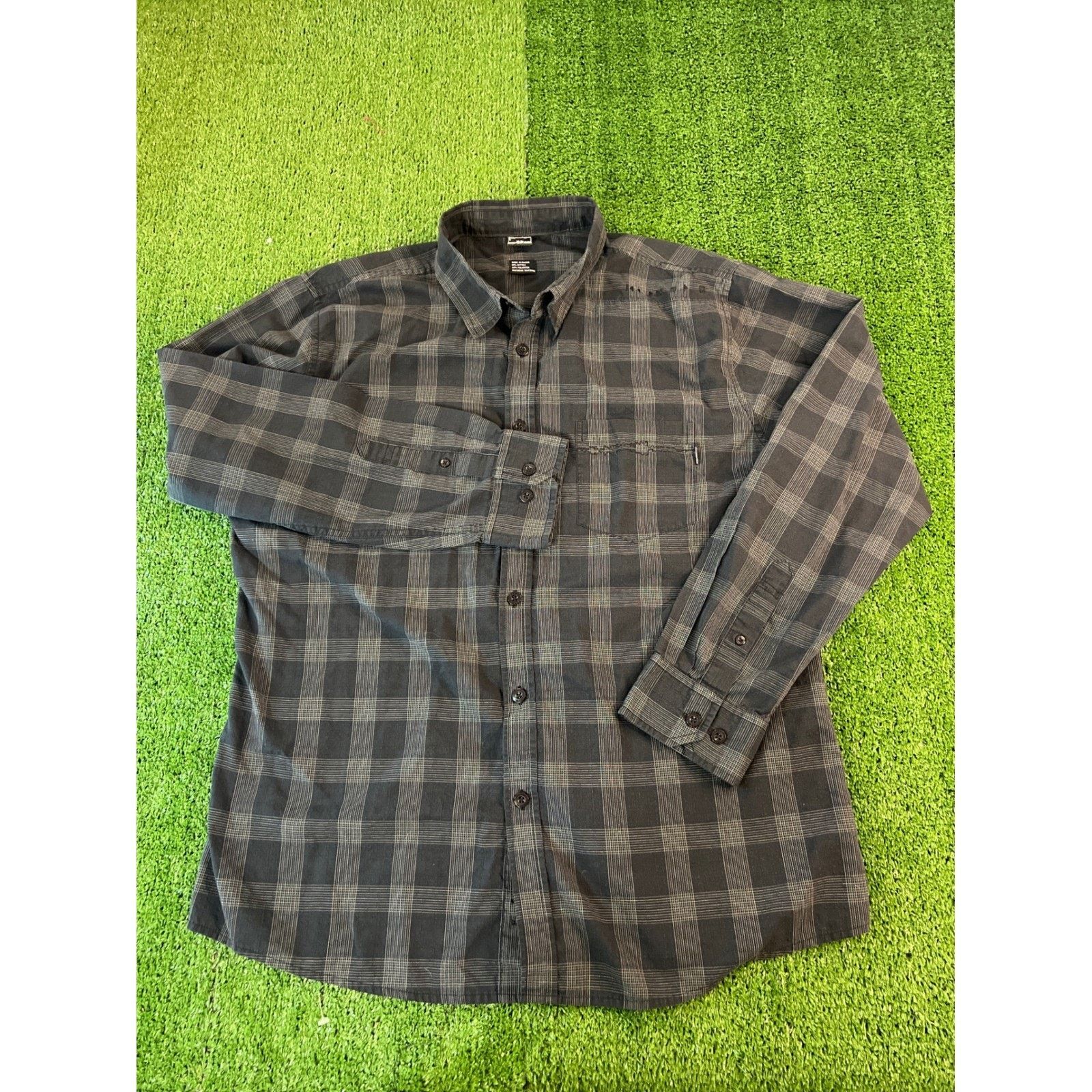 Oakley Oakley Mens Long Sleeve Plaid Button Down Shirt XL Size US XL / EU 56 / 4 - 2 Thumbnail