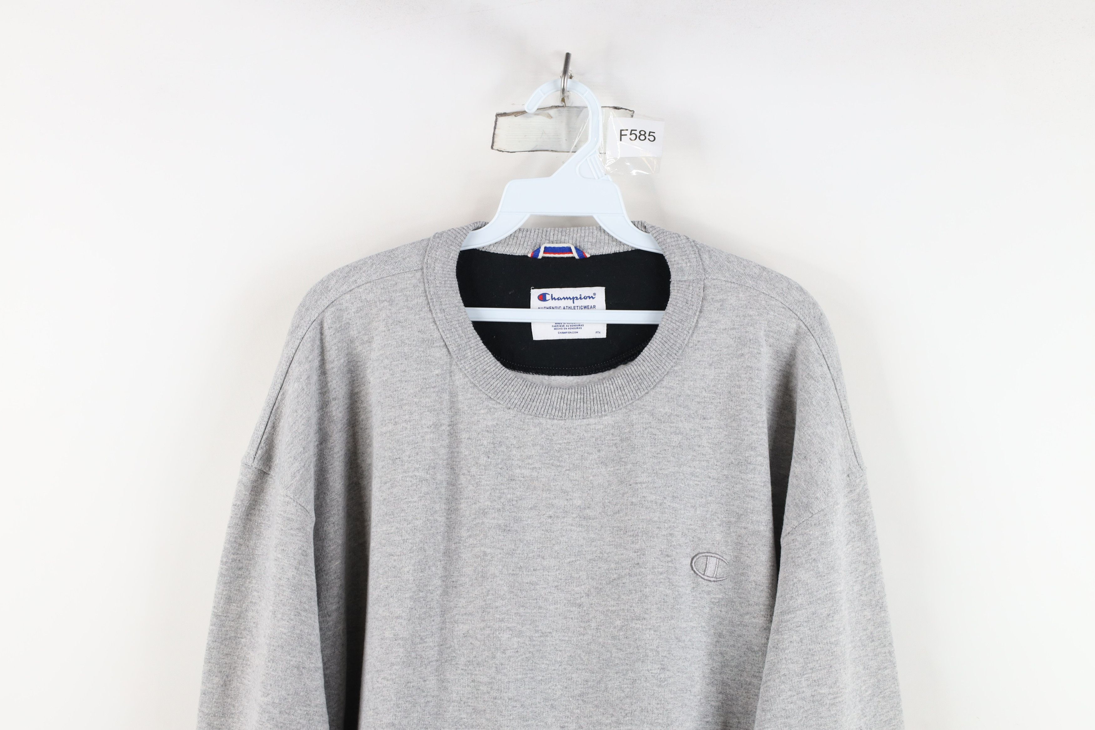Champion Vintage Y2K Champion Monochrome Classic Crewneck Sweatshirt Size US XXL / EU 58 / 5 - 2 Thumbnail