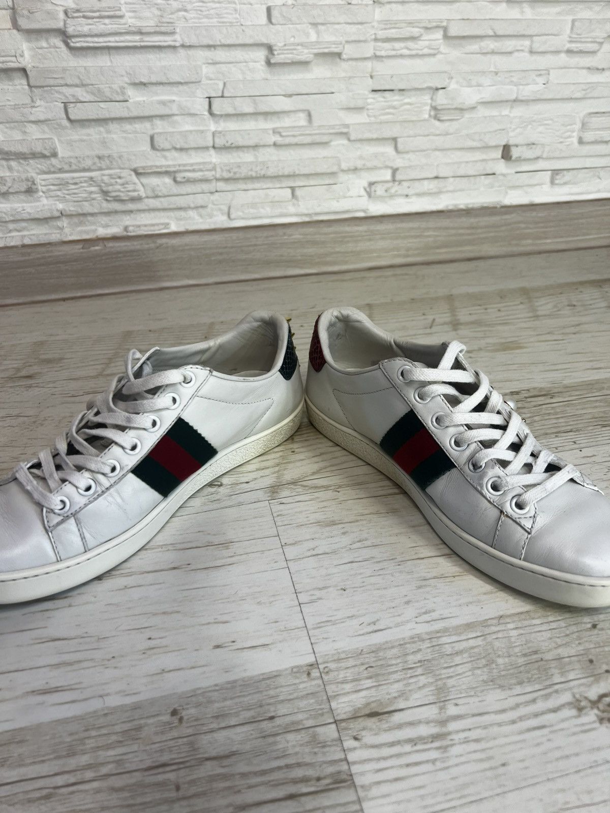 Gucci Gucci Ace Pearl Studded Leather Sneakers Size 35.5 Size US 8 / IT 38 - 4 Thumbnail