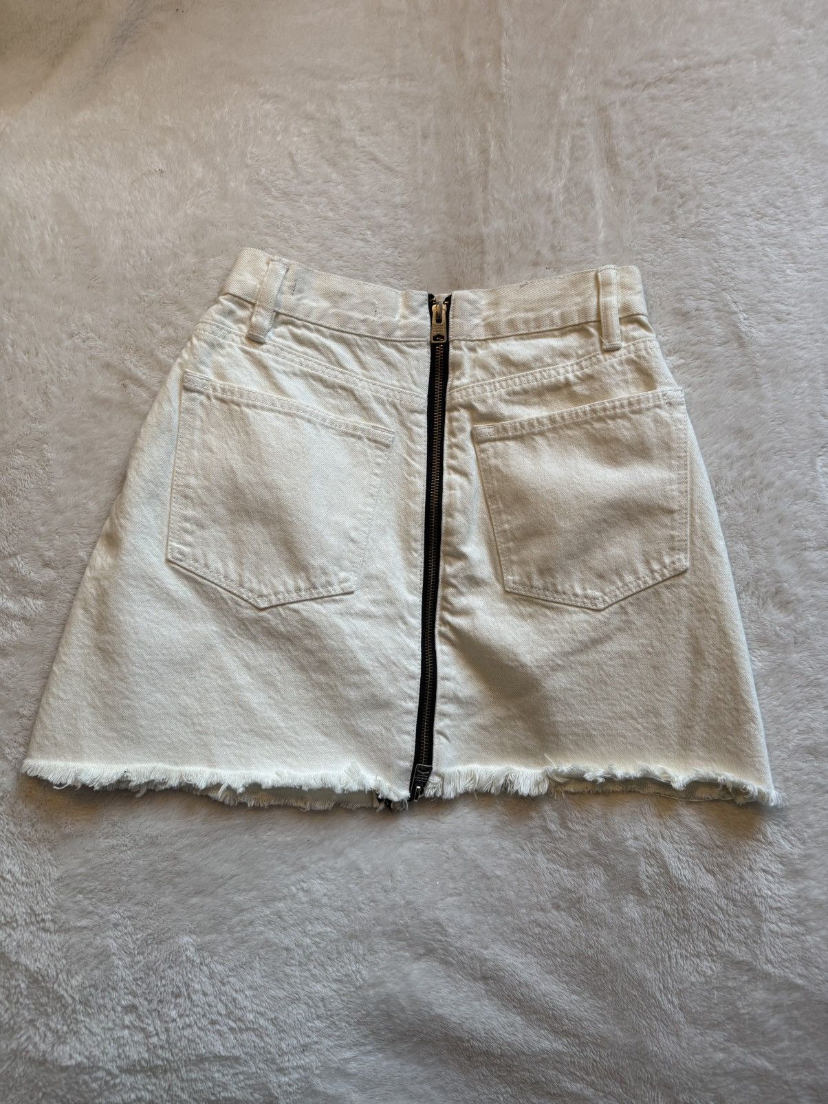 Allsaints NWT All Saints White Denim Zipper Mid Waist Skirt Size 4 Size 27" / US 4 / IT 40 - 2 Thumbnail