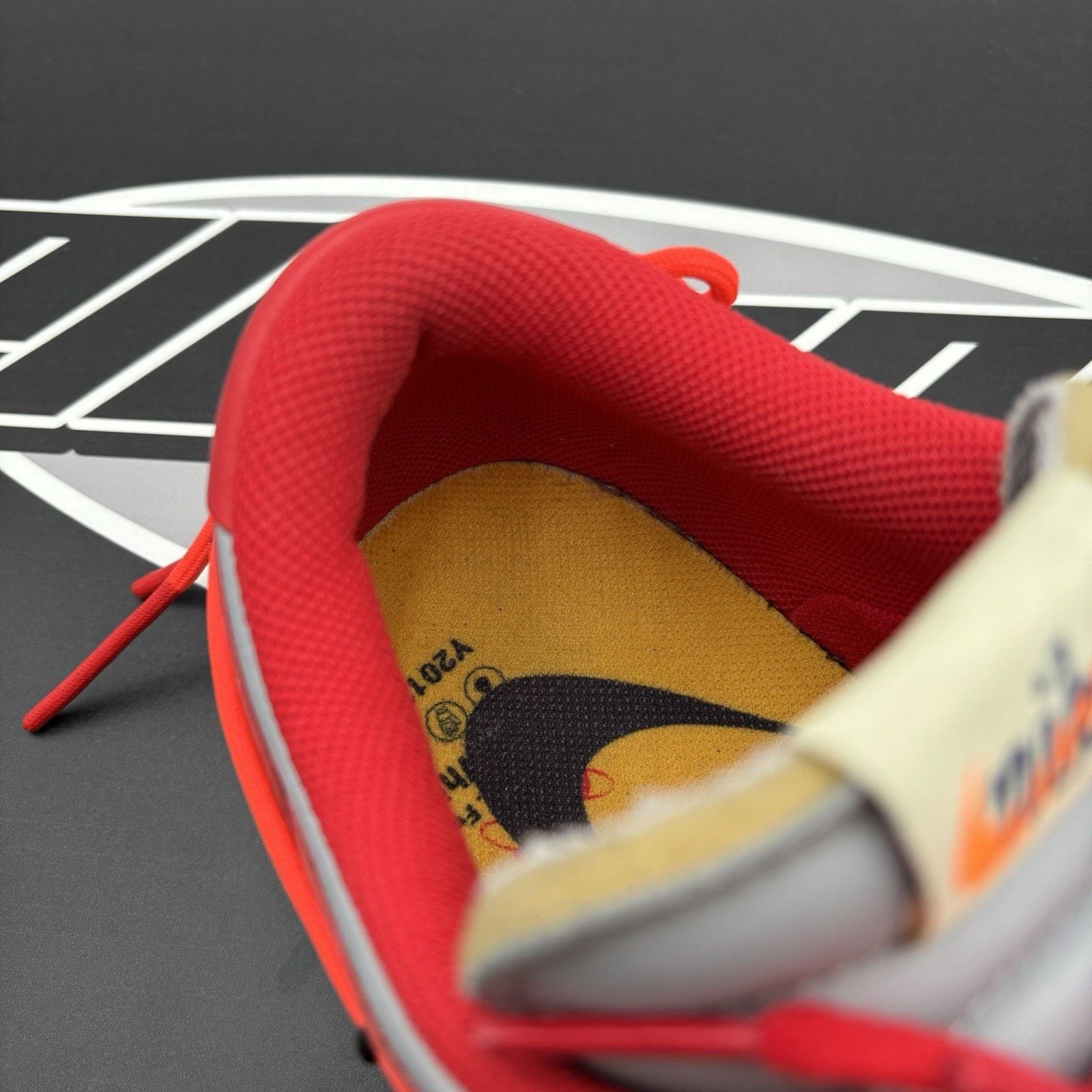 Nike × Off-White Nike Dunk Low x OFF-WHITE 2019 ' University Red ' | CLEAN! Size US 9.5 / EU 42-43 - 17 Thumbnail