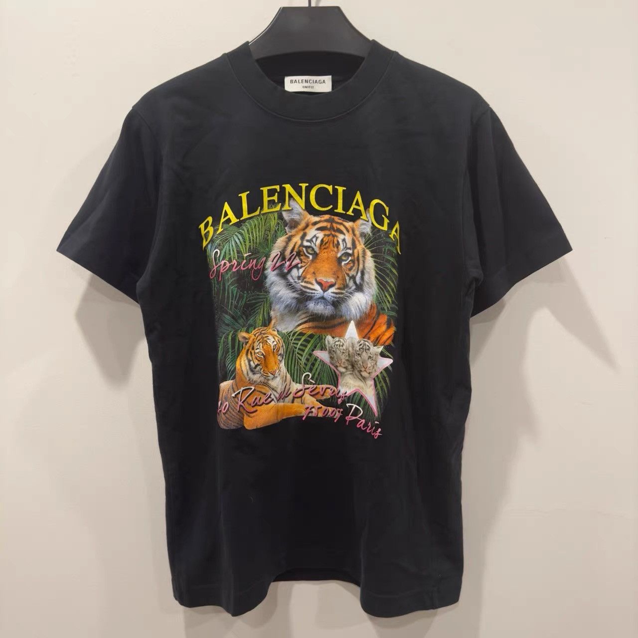 Balenciaga Balenciaga Black Tiger Printed Short Sleeve K28 Size US XXS / EU 40 - 1 Thumbnail