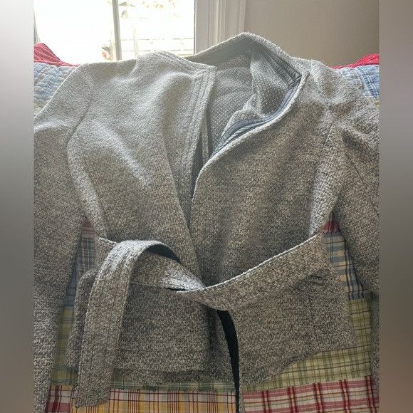Banana Republic Banana Republic Tweed Jacket with Reversible Belt Size S / US 4 / IT 40 - 3 Thumbnail