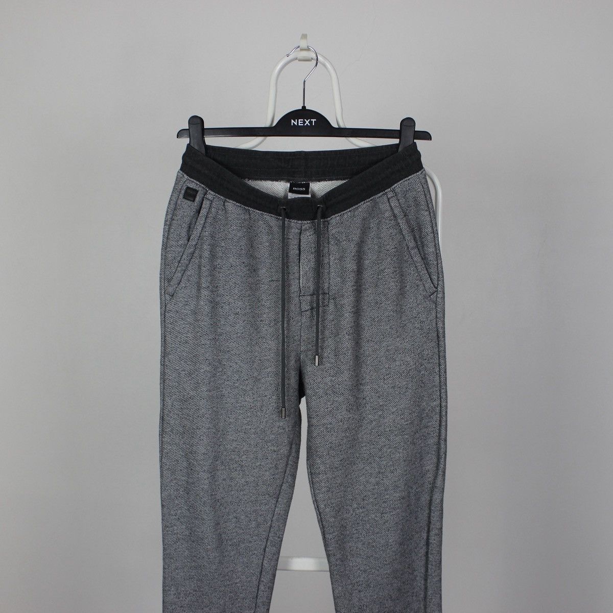 Hugo Boss Hugo boss joggers pants XS S gray Size US 30 / EU 46 - 4 Thumbnail
