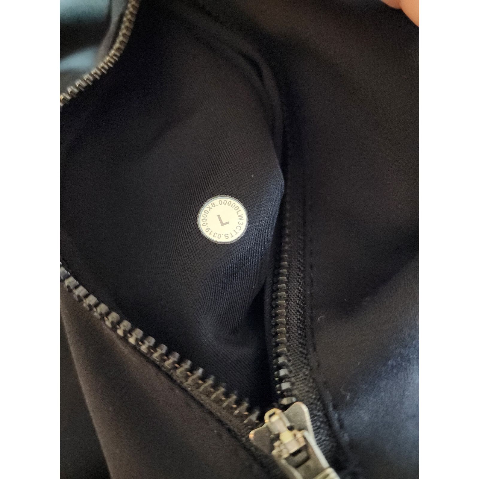 Lululemon Lululemon Swept Along Black Bomber Jacket Large Cinch Hem Size L / US 10 / IT 46 - 8 Thumbnail
