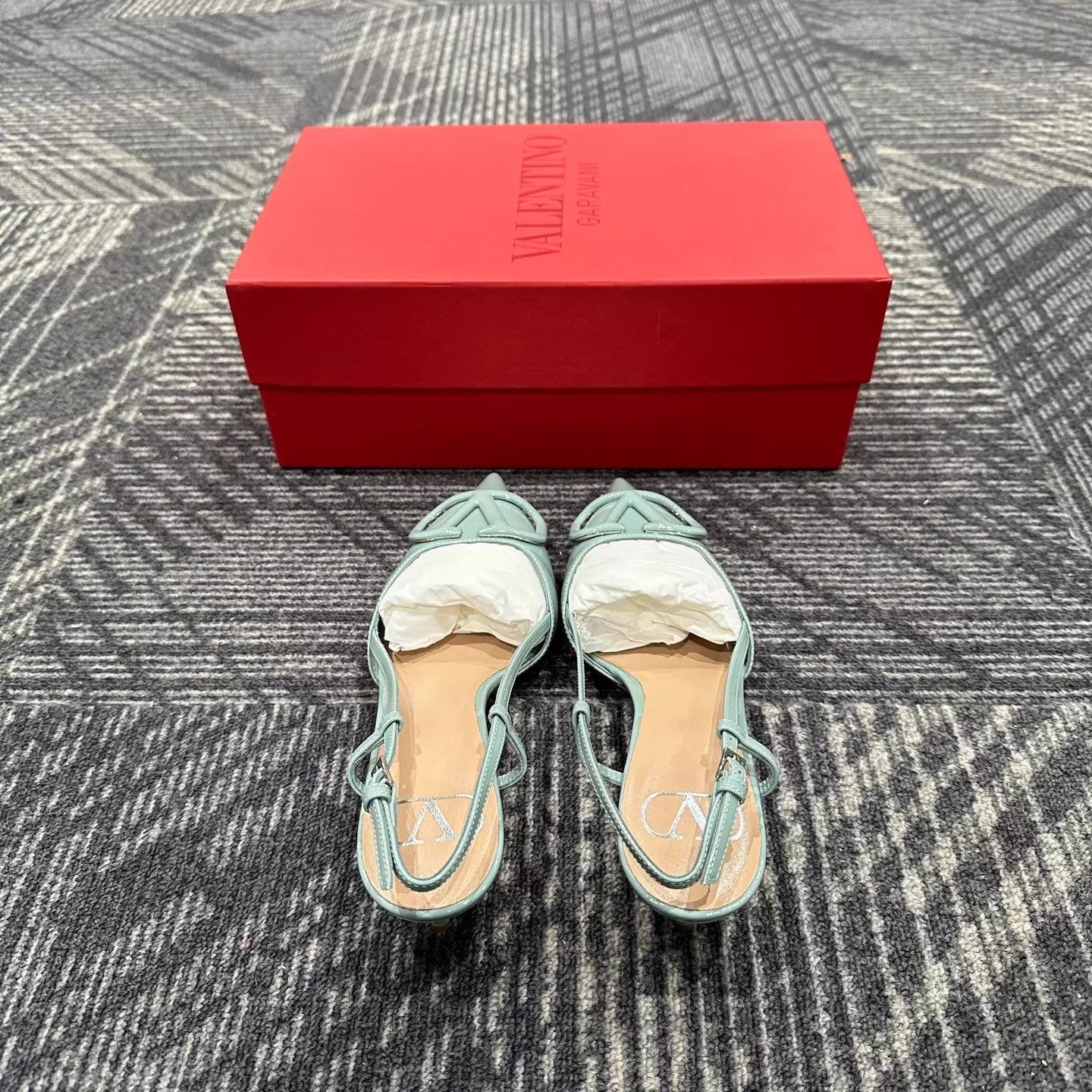 Valentino Valentino VLOGO Leather Buckle Stiletto Heels 36 Size US 5.5 / IT 35.5 - 3 Thumbnail