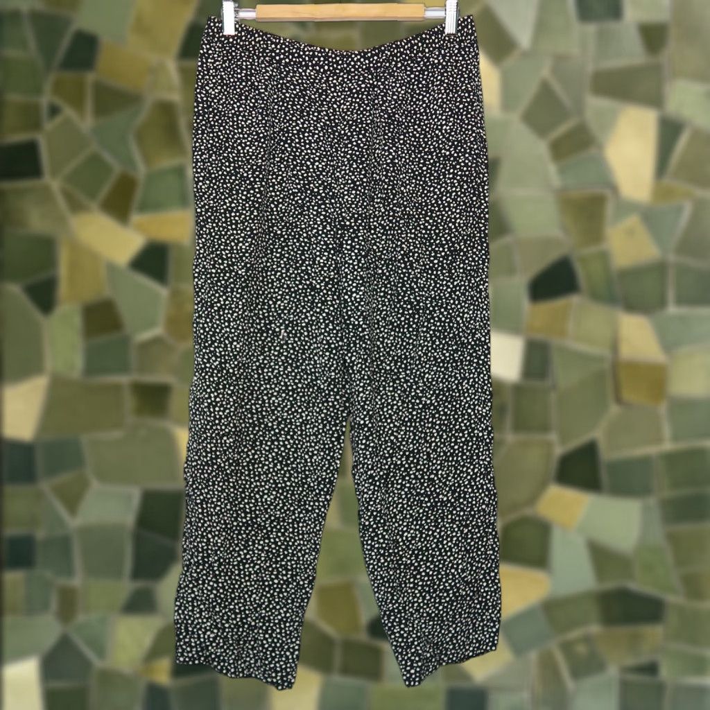 Liz Claiborne VINTAGE Liz Claiborne Pants 90s Black Cream Spot Print FlowY Straight Leg 8 Womens Regular Rise Inseam 24” Rayon Casual Arts & Crafts Size 30" / US 8 / IT 44 - 1 Thumbnail