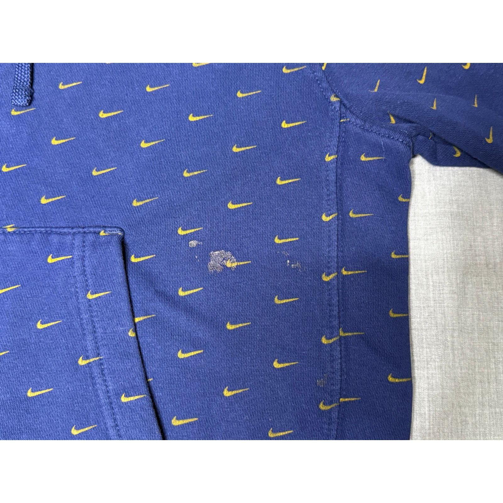 Nike Nike All Over Swoosh Logo Pullover Hoodie Sweatshirt Medium Size US M / EU 48-50 / 2 - 4 Thumbnail