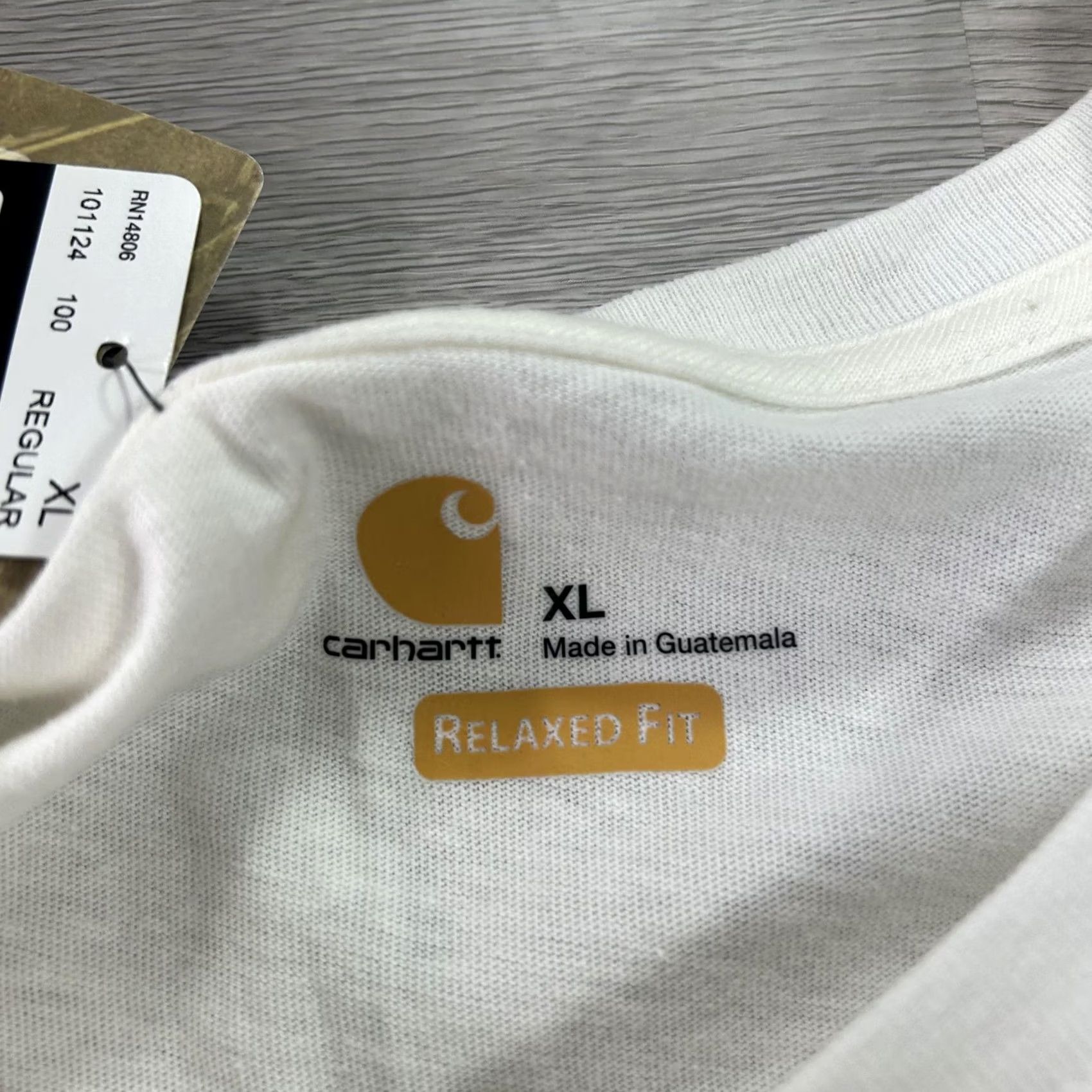 Carhartt Carhartt Shirt Mens XL White Relaxed Fit Tagless Workwear Cotton Tee 101124 Size US XL / EU 56 / 4 - 6 Thumbnail