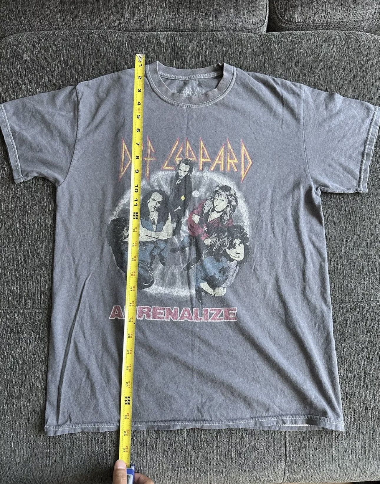 Def Leppard × Vintage Def Leppard Adrenalize T-Shirt Size:Small women’s Size S / US 4 / IT 40 - 4 Thumbnail