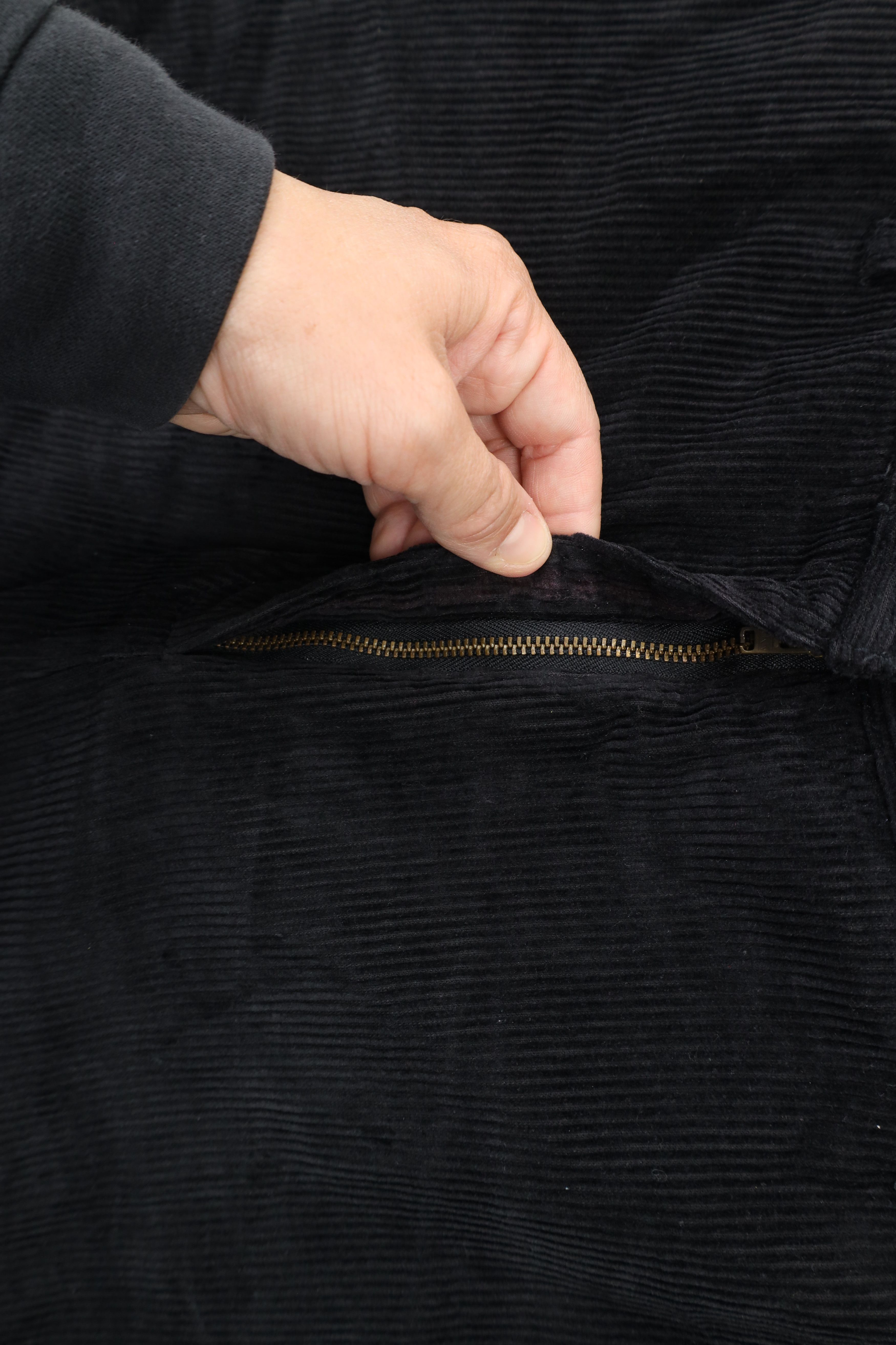 Vintage × Woolrich Woolen Mills Vintage 90s Woolrich Tapered Leg Corduroy Chino Pants Black Size 36" / US 14 / IT 50 - 6 Thumbnail