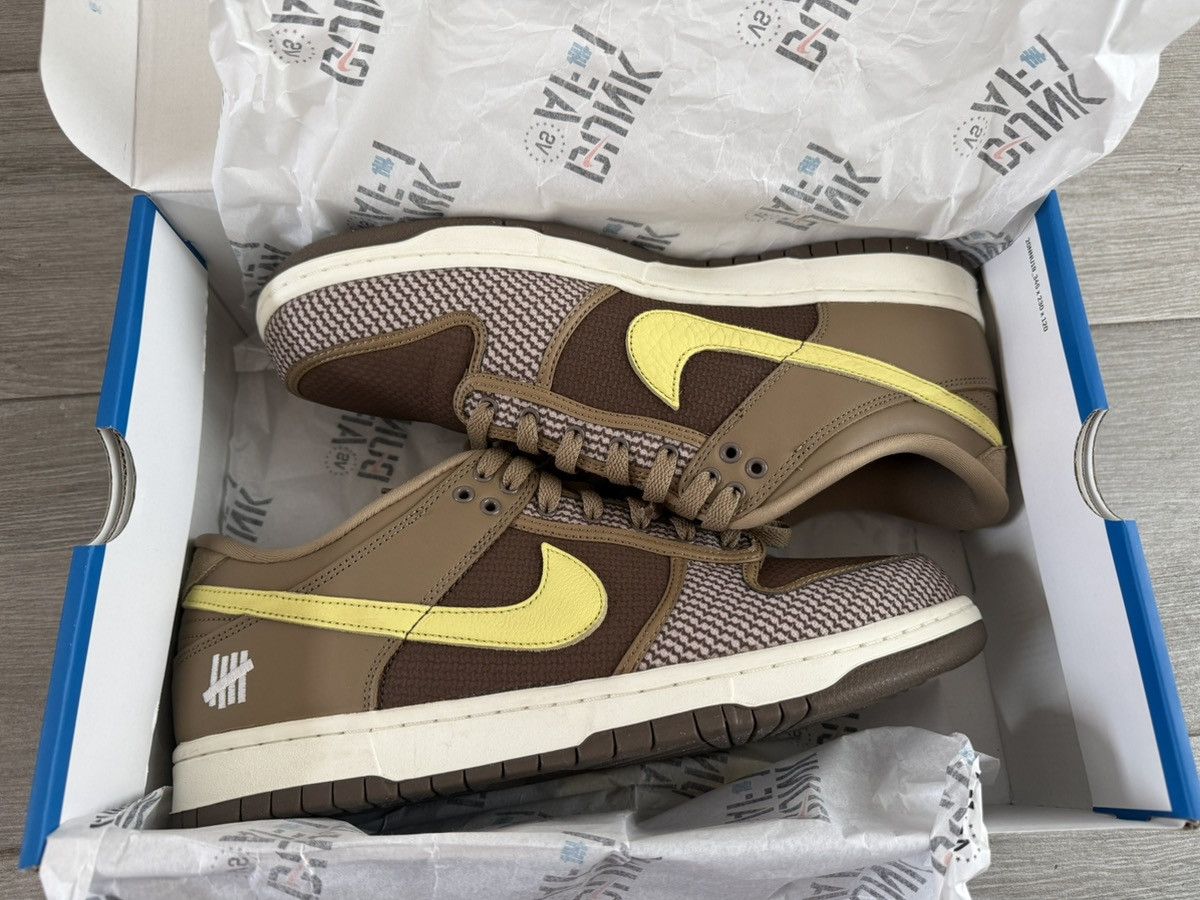 Nike × Undefeated Undefeated Nike Dunk Low Canteen Lemon Palomino Sz 12 Used Size US 12 / EU 45 - 3 Thumbnail