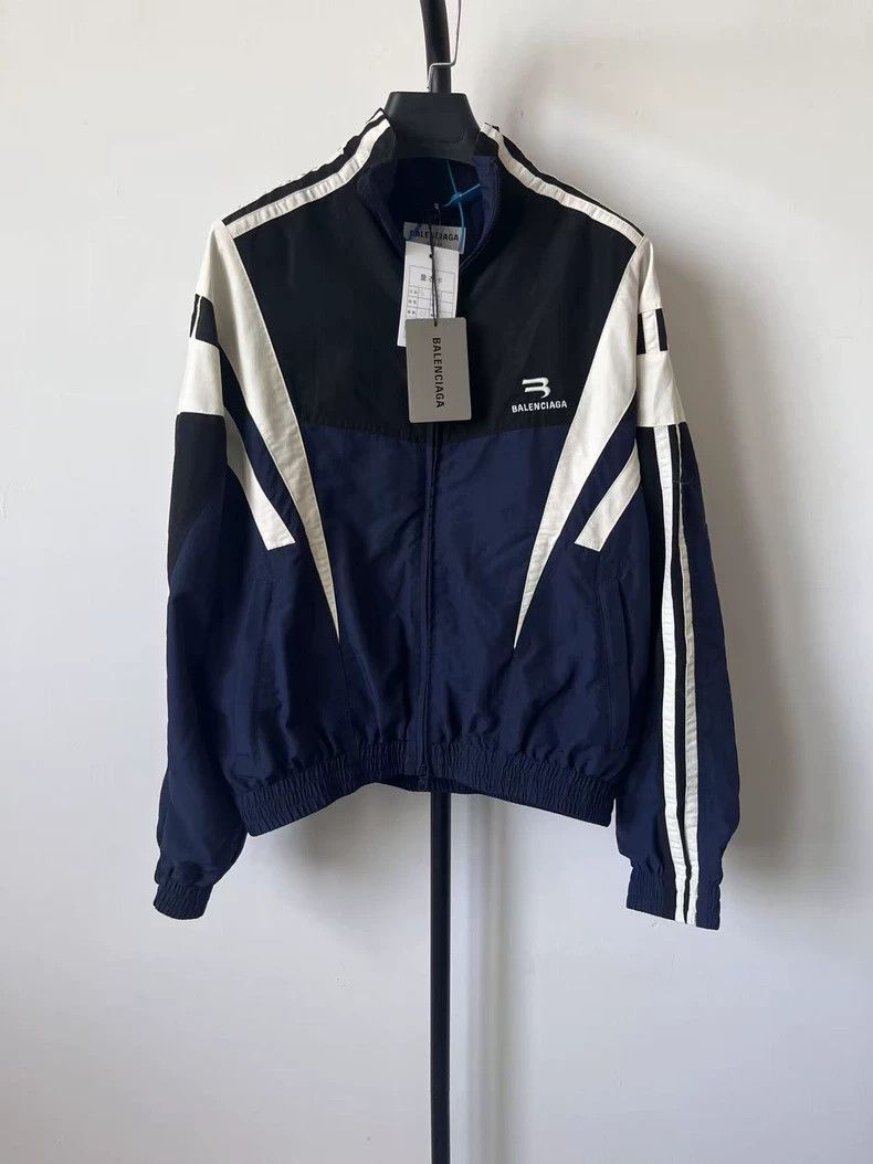 Balenciaga Balenciaga Striped monogram stand-up collar raglan sleeve Size US S / EU 44-46 / 1 - 1 Thumbnail