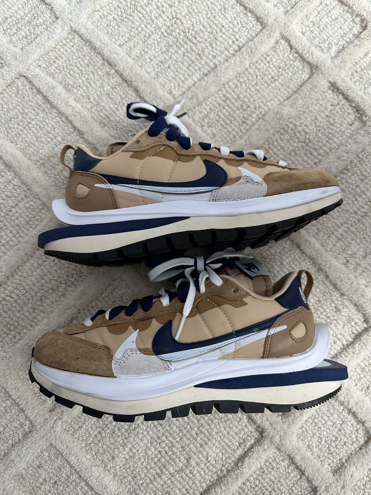 image of Nike Vaporwaffle Sacai ‘Sesame Blue Void’ Shoes in Beige, Men's (Size 5.5)