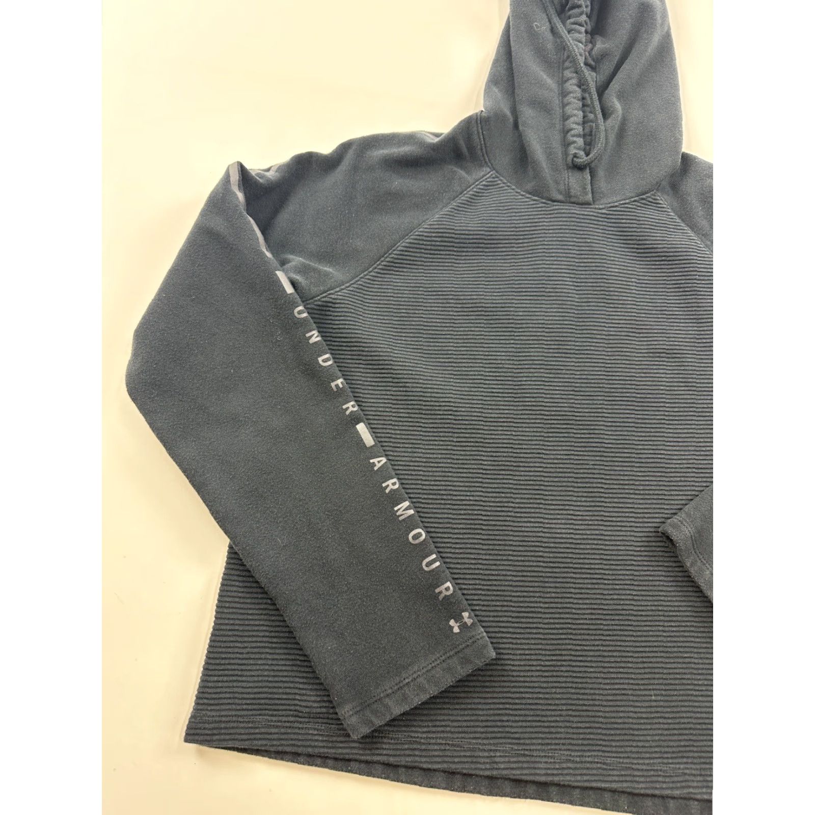 Under Armour Under Armour Hoodie Sweatshirt Women’s Small Black Loose Fit Pullover Size S / US 4 / IT 40 - 3 Thumbnail