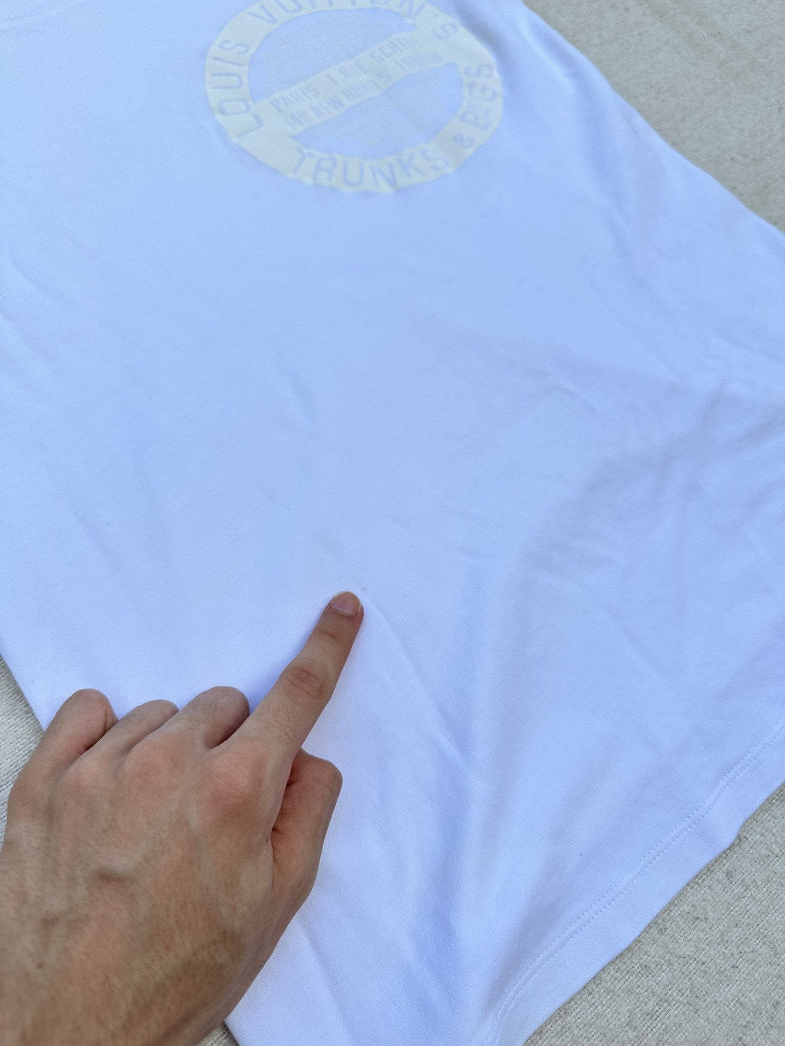Louis Vuitton Louis Vuitton T-Shirt Trunks & Bags Logo White Size M / US 6-8 / IT 42-44 - 4 Thumbnail