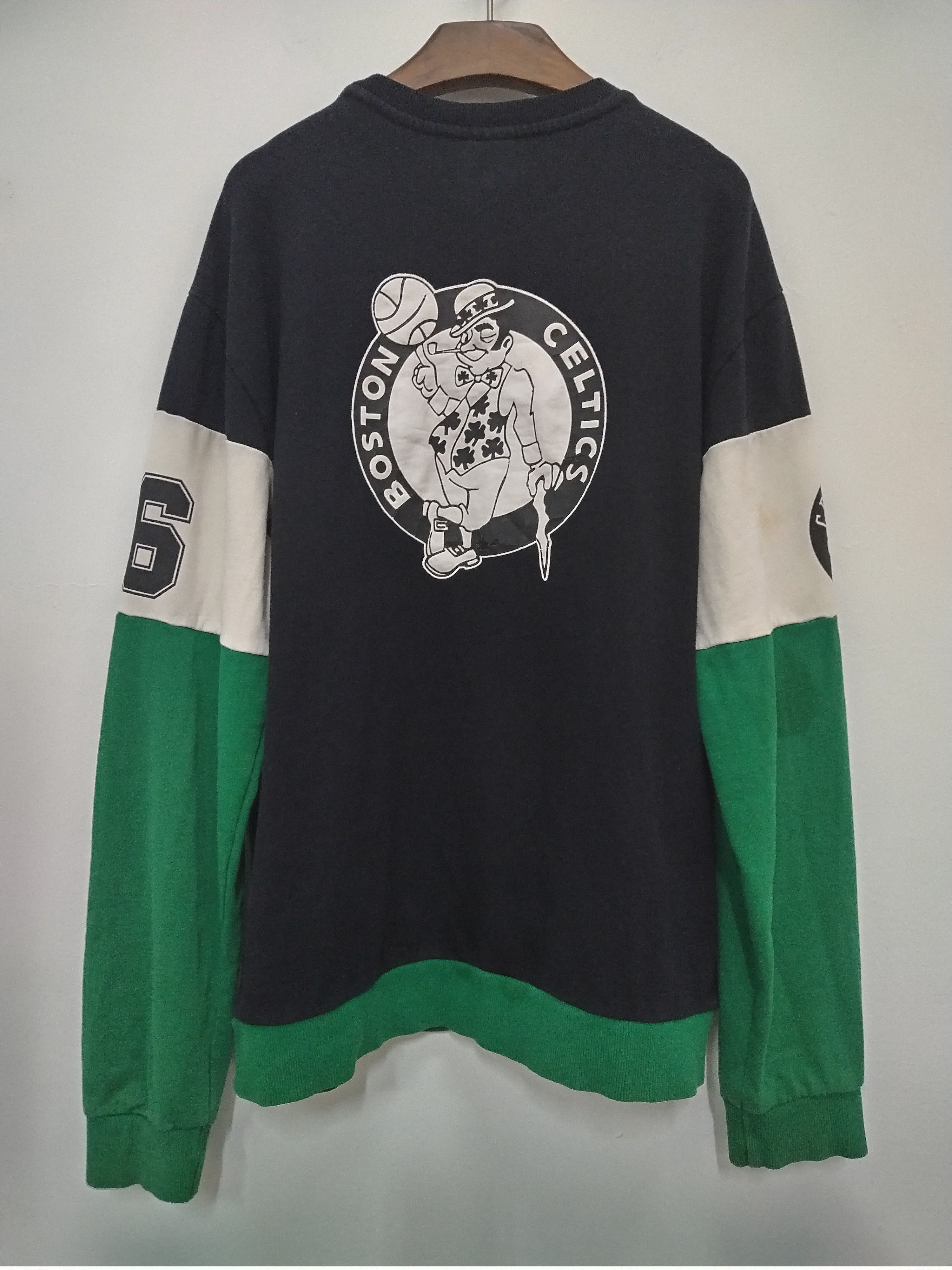 NBA × Vintage XL NBA celtics nice design distressed Sweatshirt Size US XL / EU 56 / 4 - 2 Thumbnail