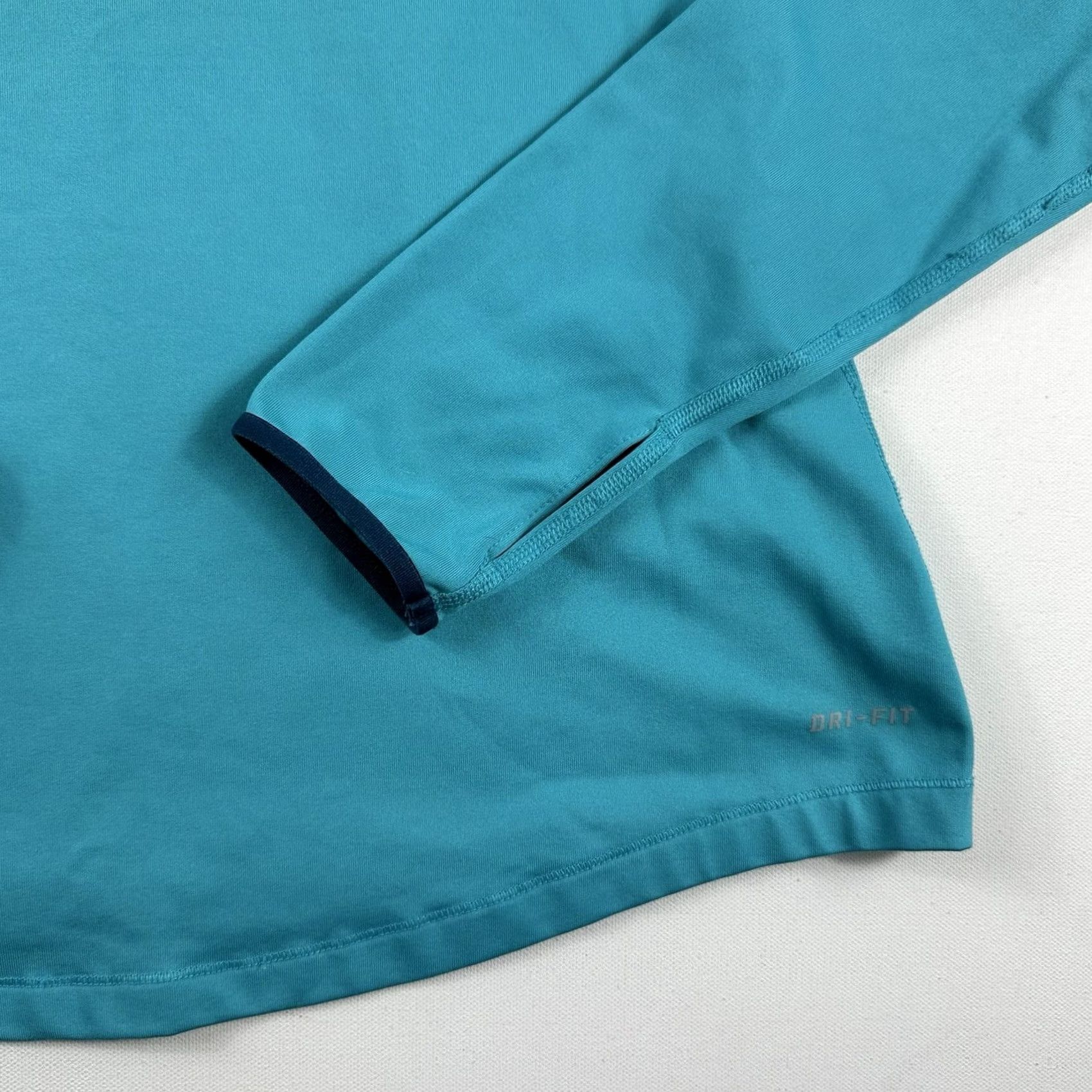 Nike Nike Pro Hyperwarm Infinity Shirt Long Sleeve Top Thermal Teal Blue 620415 Womens L Blue Thermal Shirt Top Nike Pro Hyperwarm Infinity Shirt Size L / US 10 / IT 46 - 5 Thumbnail