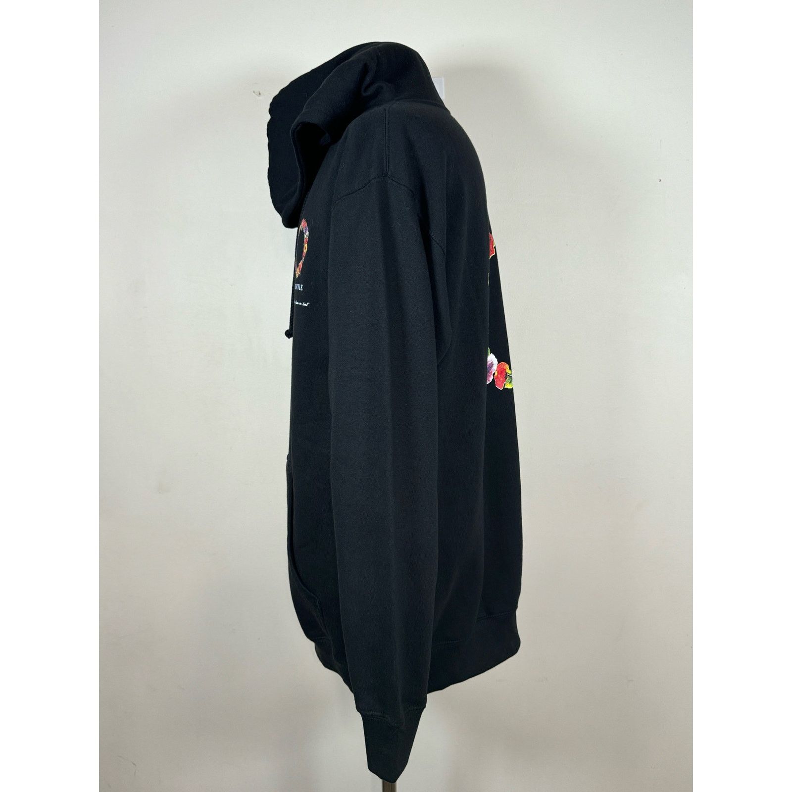 Unknown London Black Scale Flower Wreath Black Pullover Hoodie Men’s Size L Size US L / EU 52-54 / 3 - 3 Thumbnail