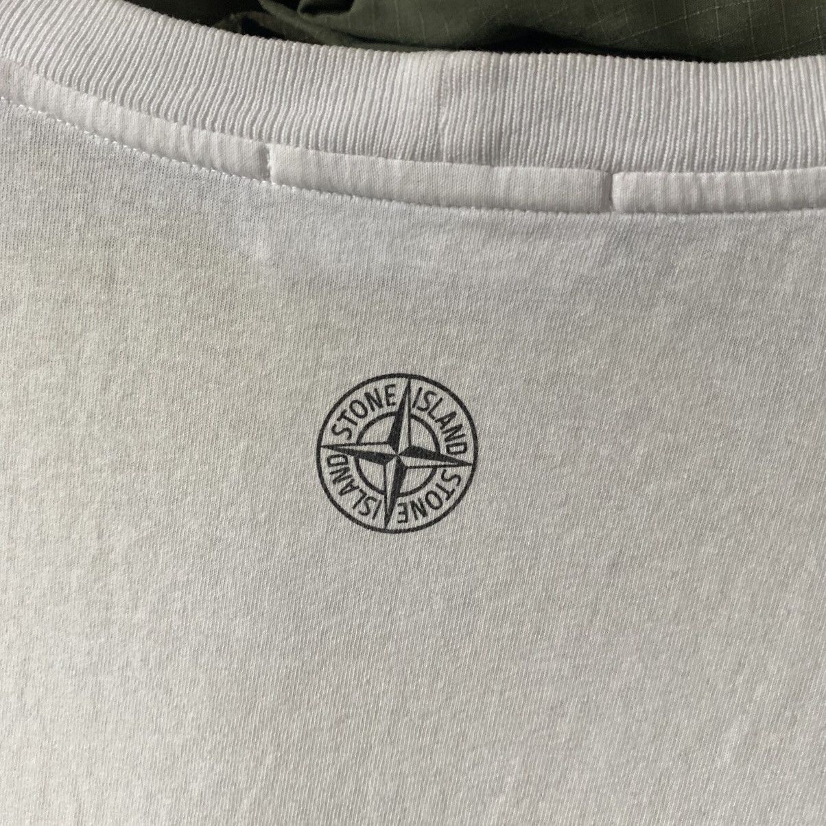 Stone Island Luxury Stone Island Big Graphic Logo y2k streetwear tee Size US S / EU 44-46 / 1 - 15 Thumbnail